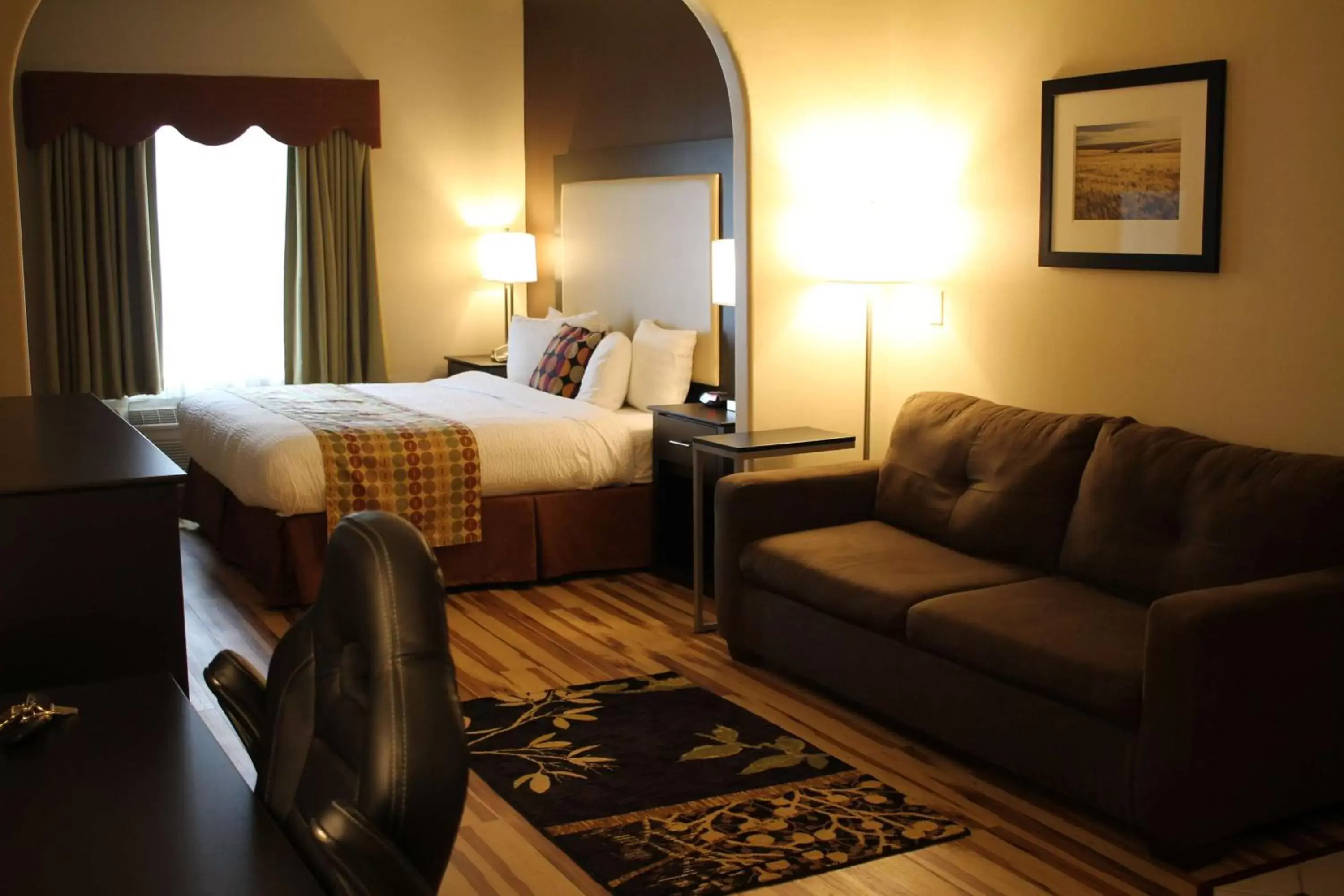 Photo of the whole room, Bed in Best Western Plus Des Moines West Inn & Suites