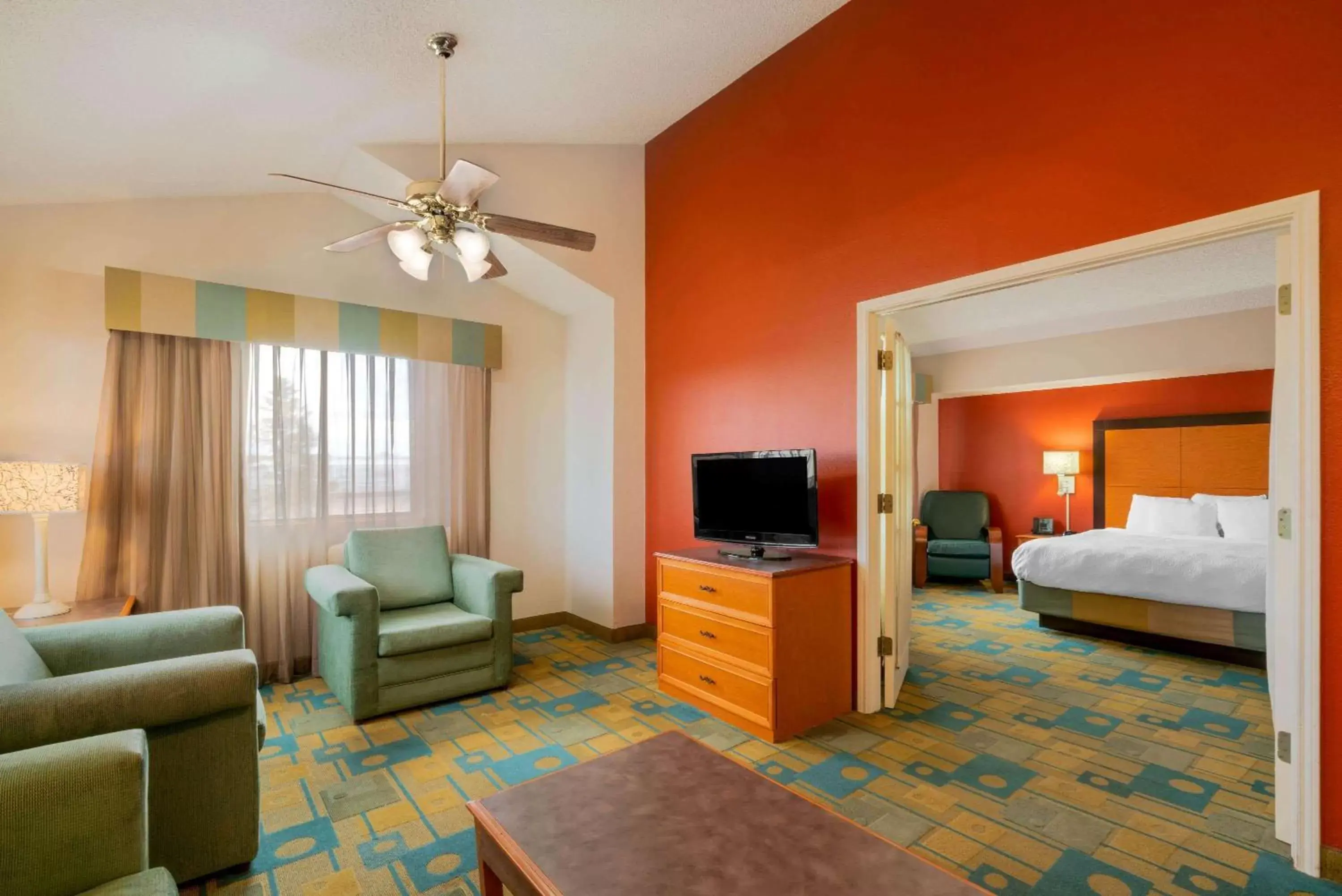 Photo of the whole room in La Quinta Inn by Wyndham Cheyenne