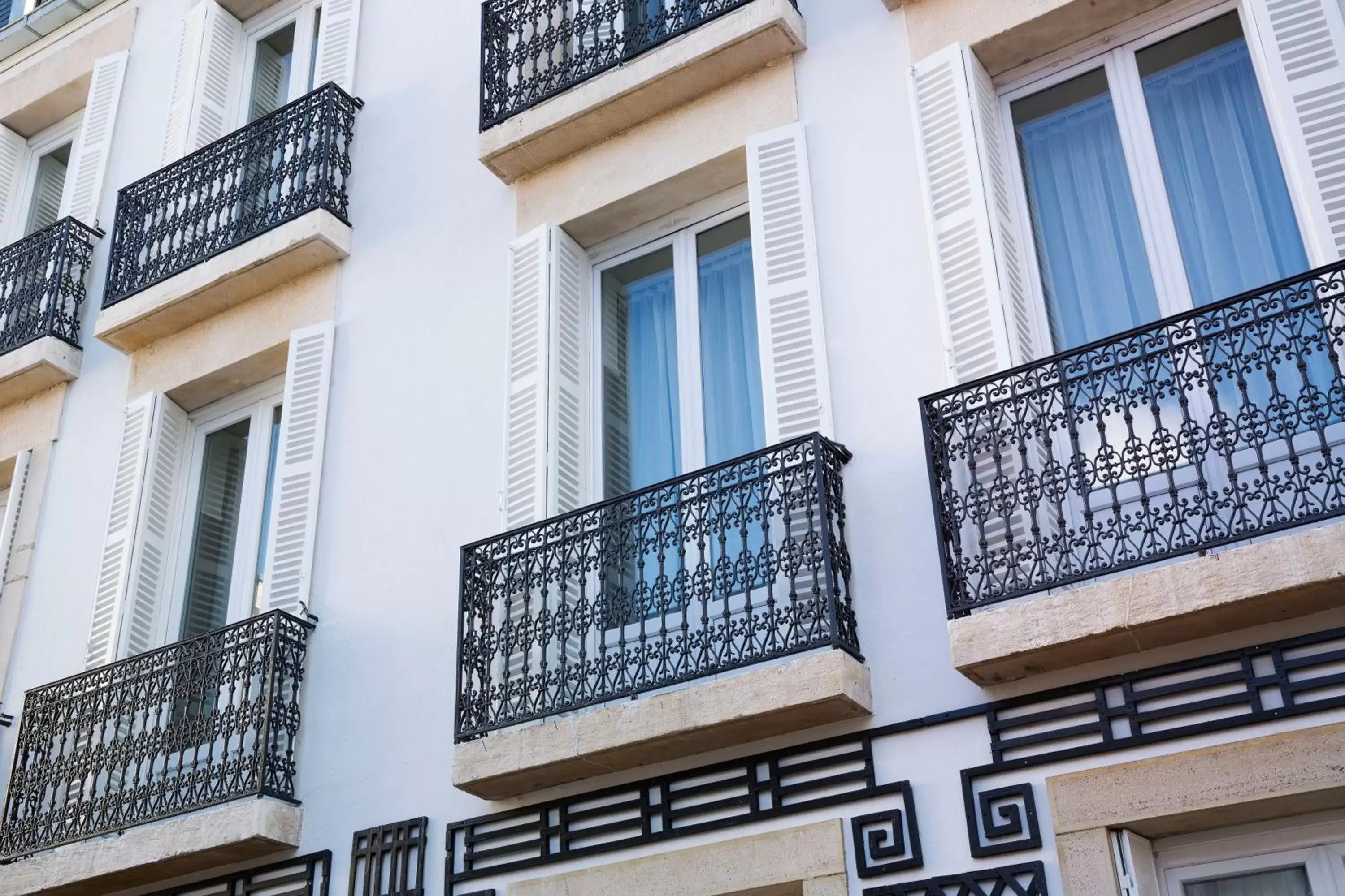 Garden view in Oceania Le Jura Dijon Garden view in Oceania Le Jura Dijon