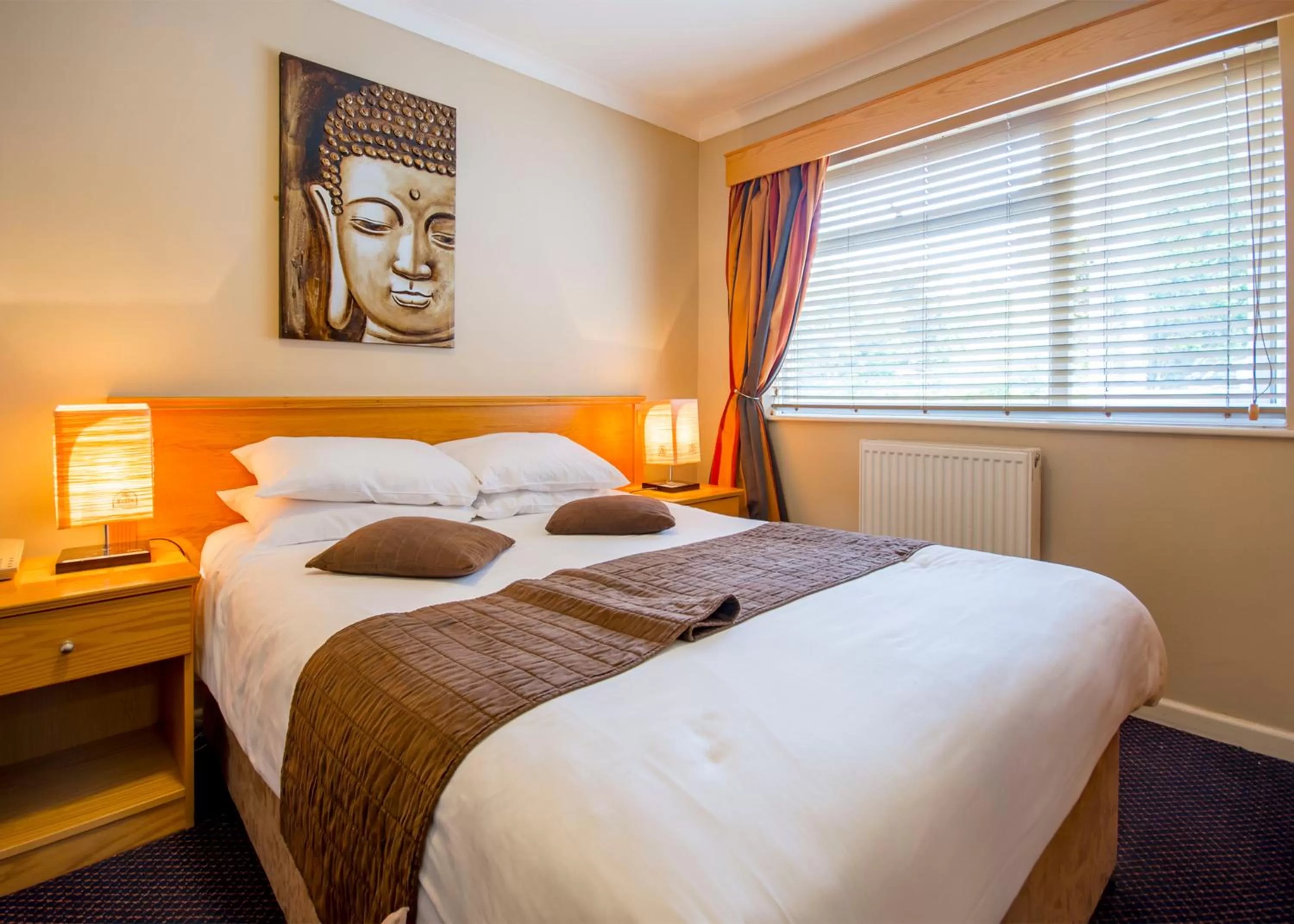 Bedroom, Bed in Smiths Hotel