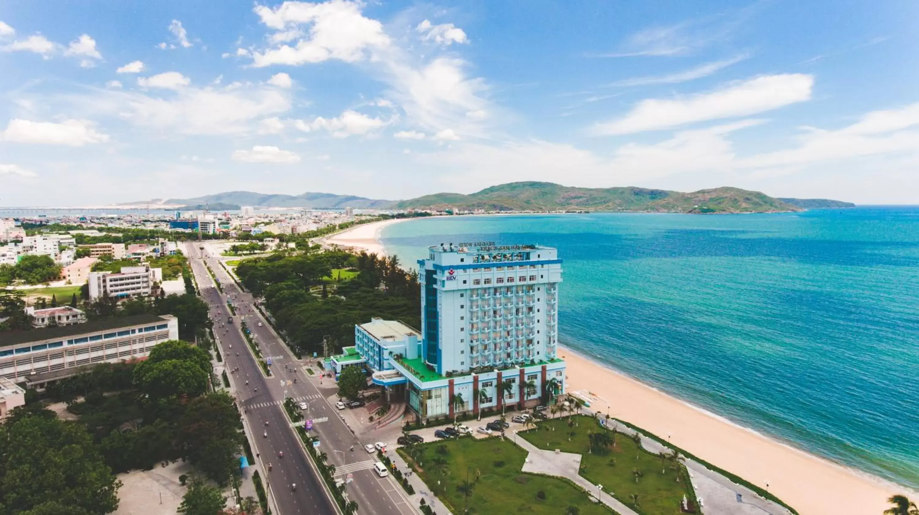 Property building, Bird's-eye View in Seagull Hotel