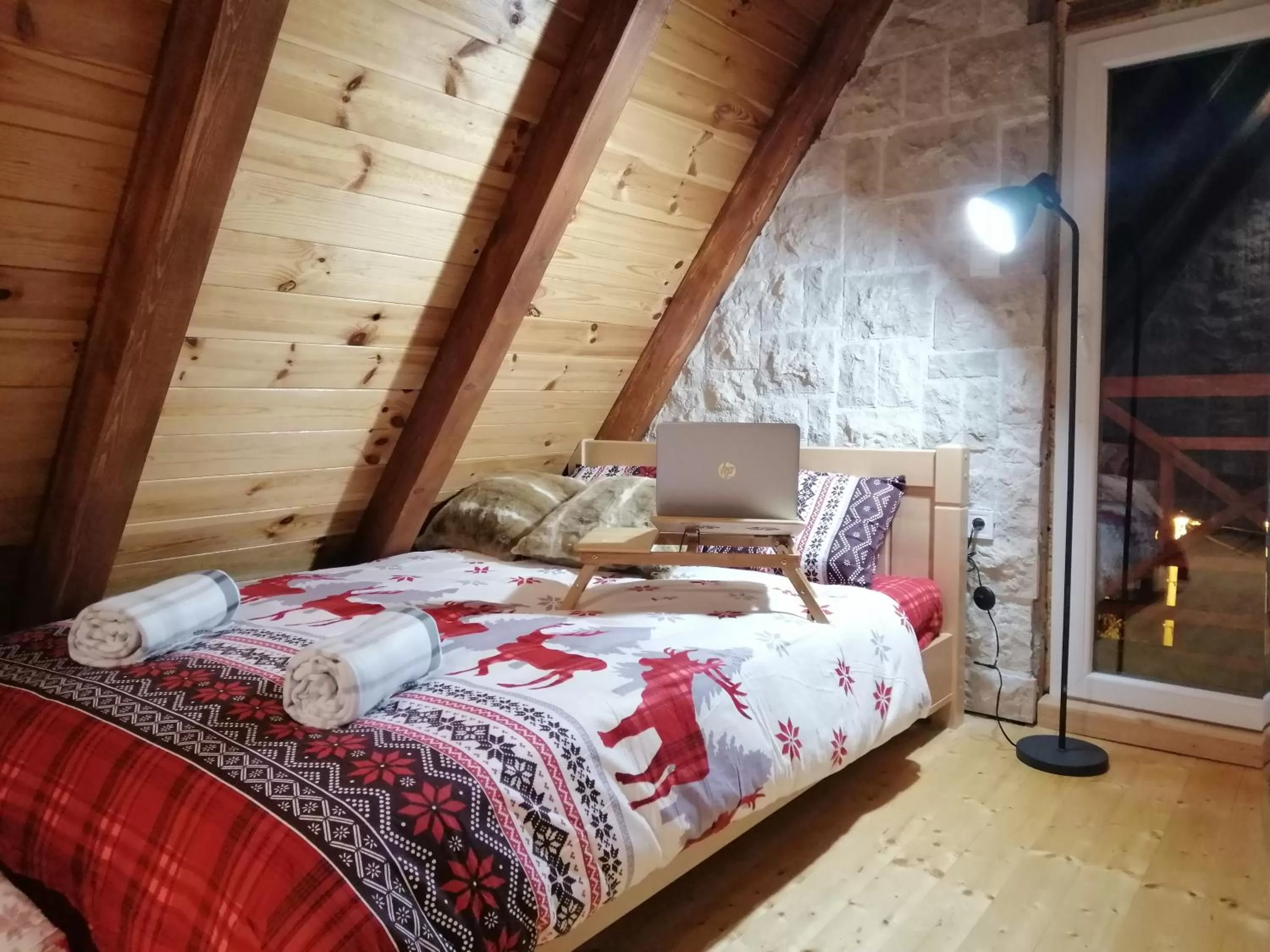 Bed in Apartmani RUNOLIST