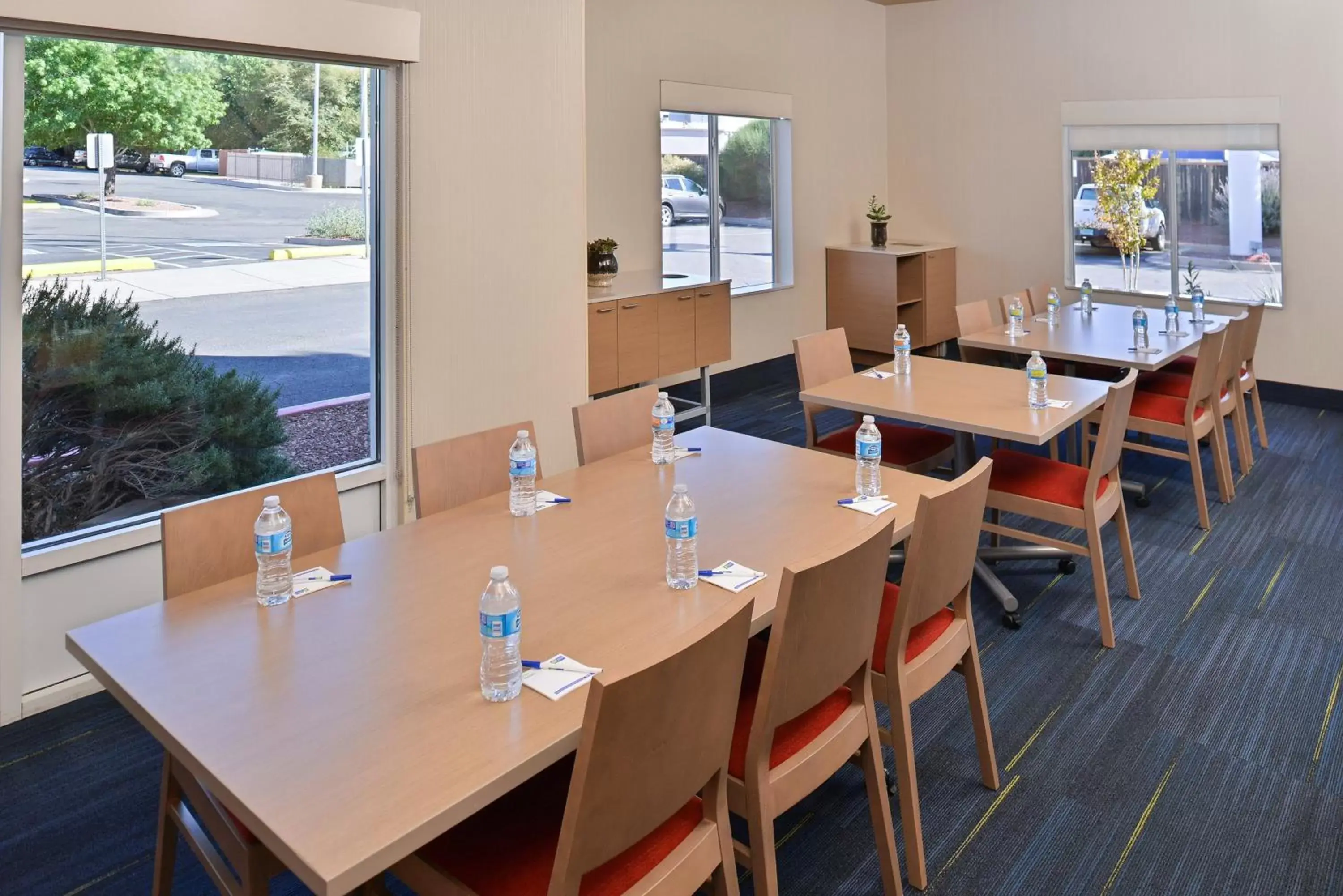 Meeting/conference room in Holiday Inn Express Albuquerque N - Bernalillo, an IHG Hotel