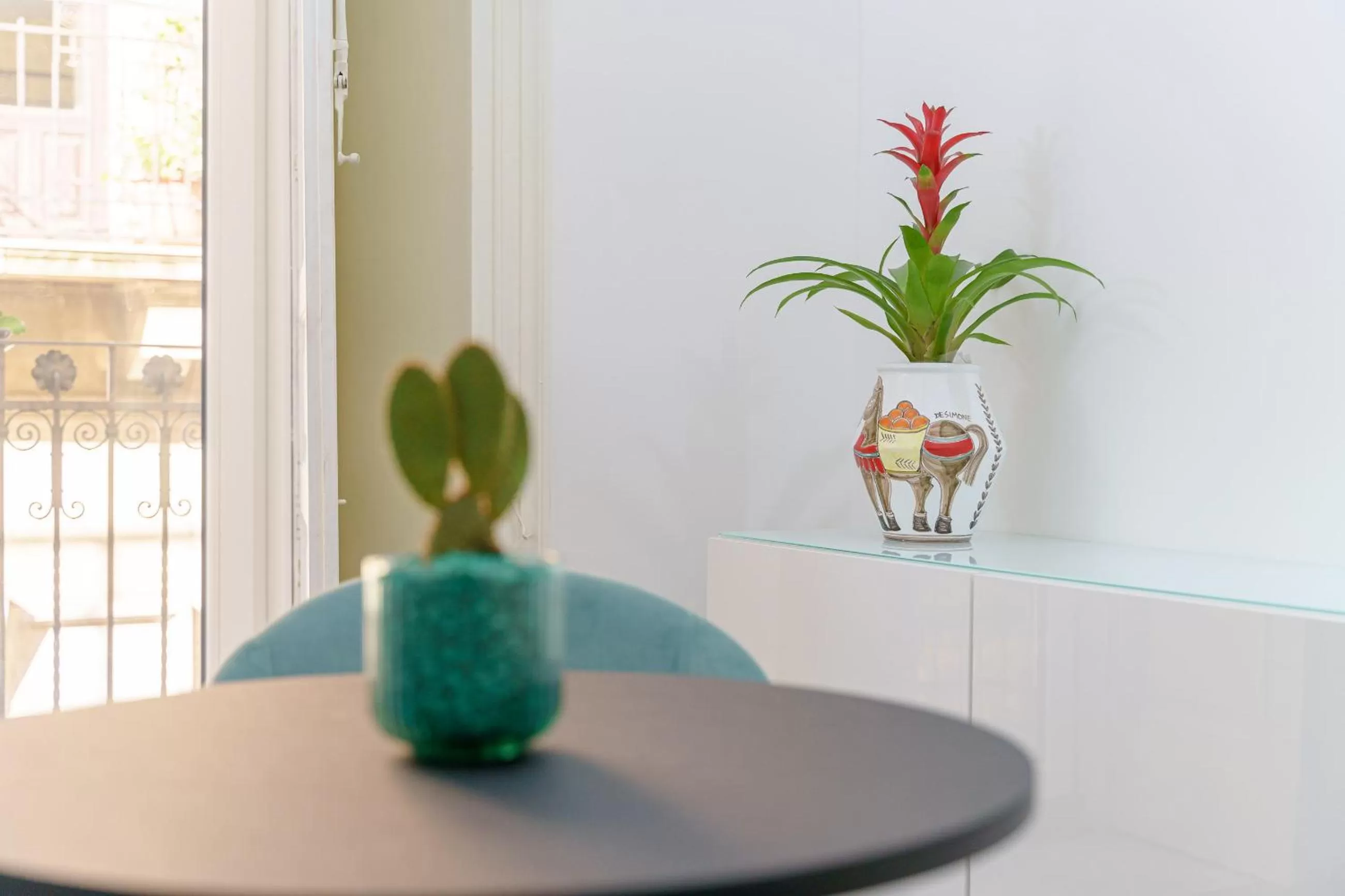 Decorative detail, Dining Area in SiSTO18