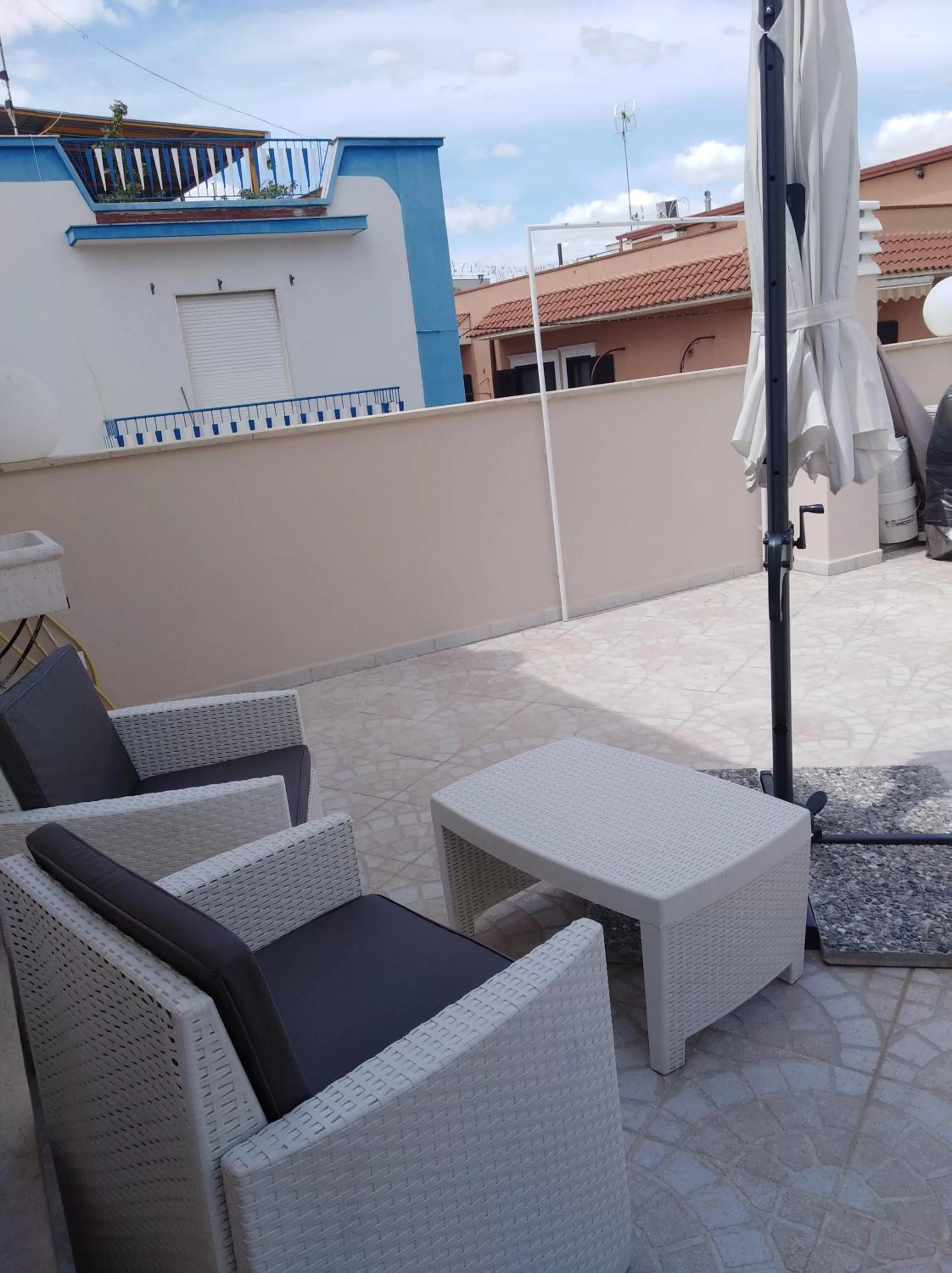 Solarium, Balcony/Terrace in DomuS al Corso B&B
