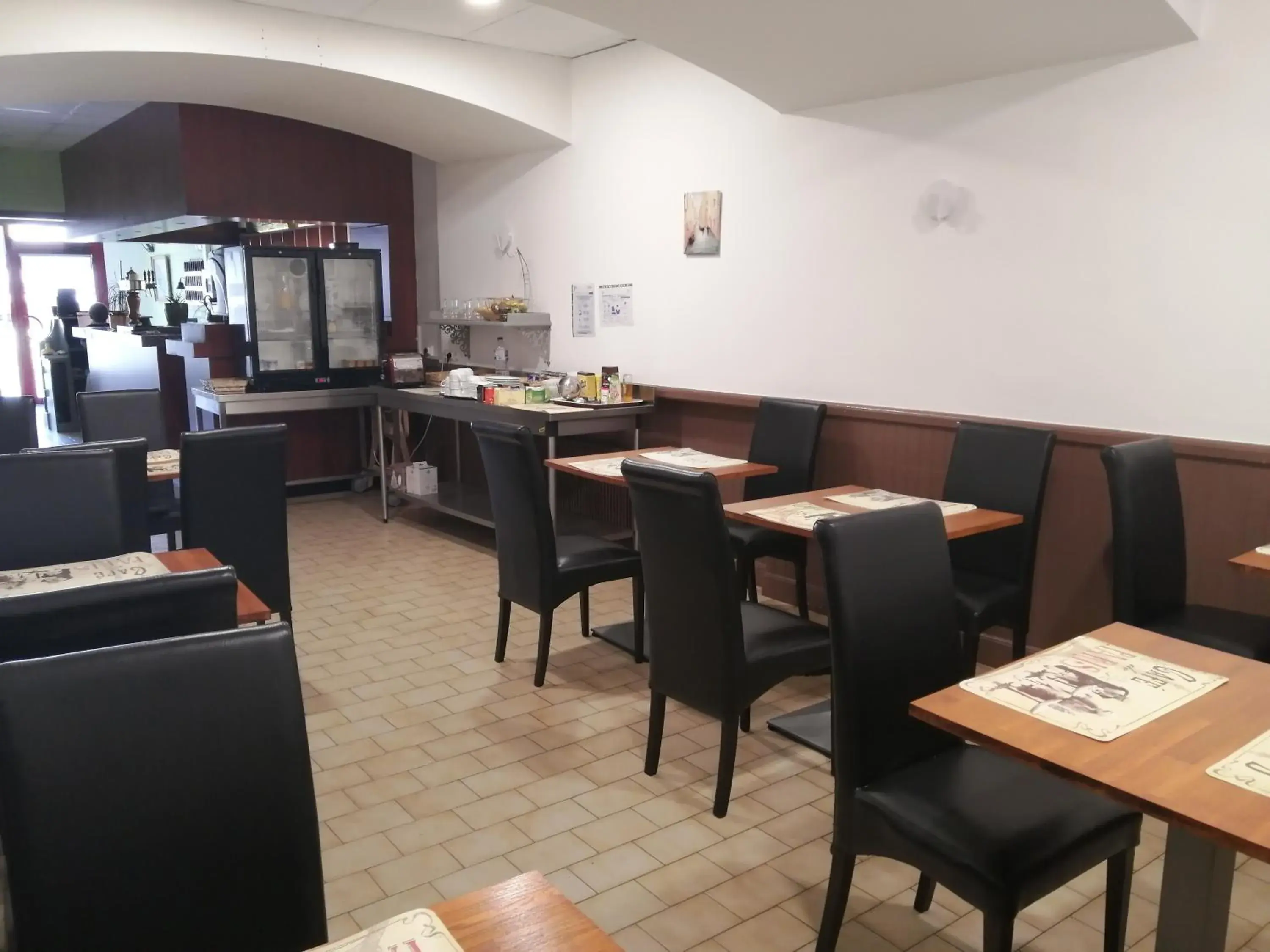 Restaurant/Places to Eat in Hôtel Le Palma