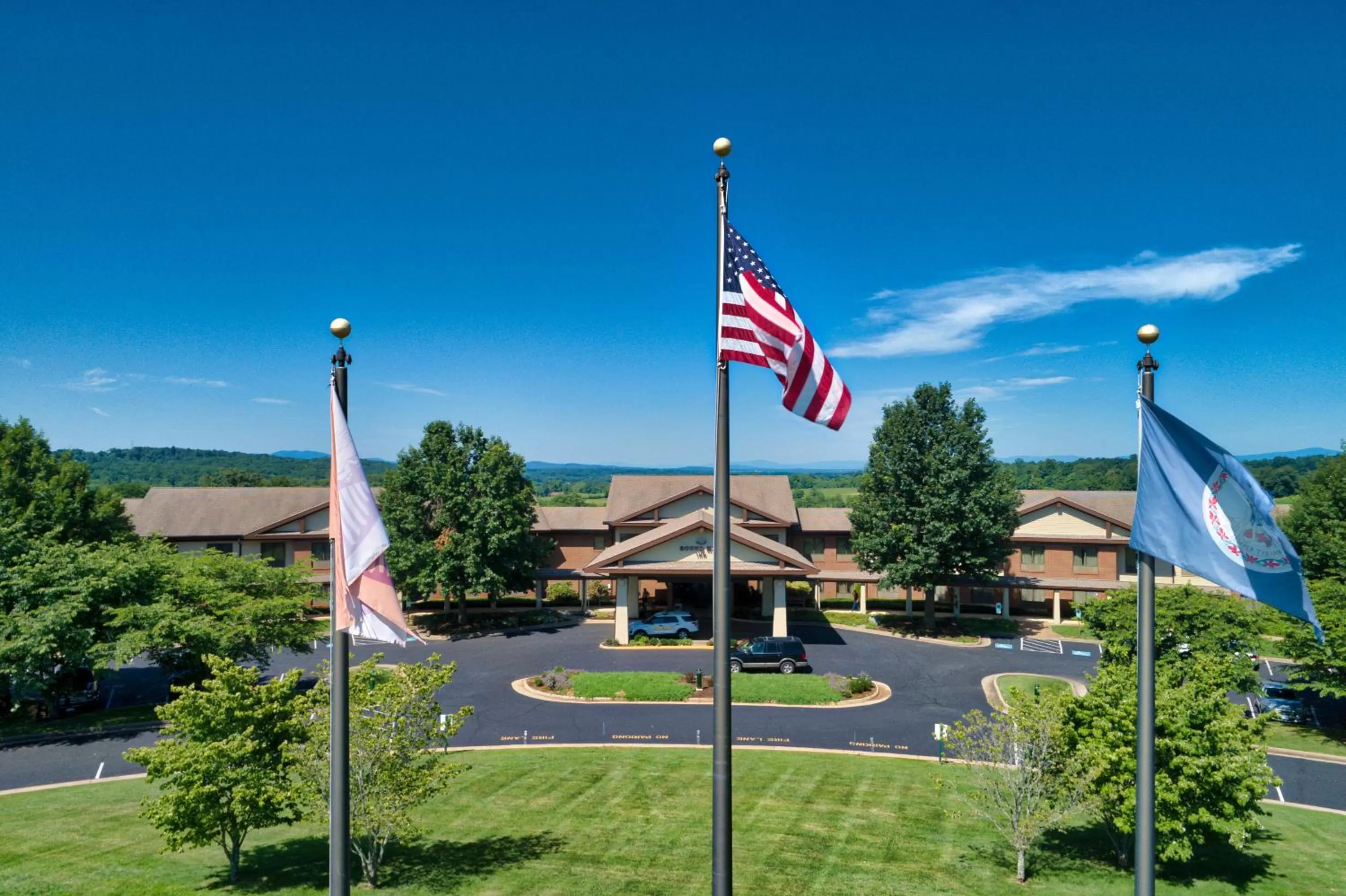 Garden in Round Hill Inn