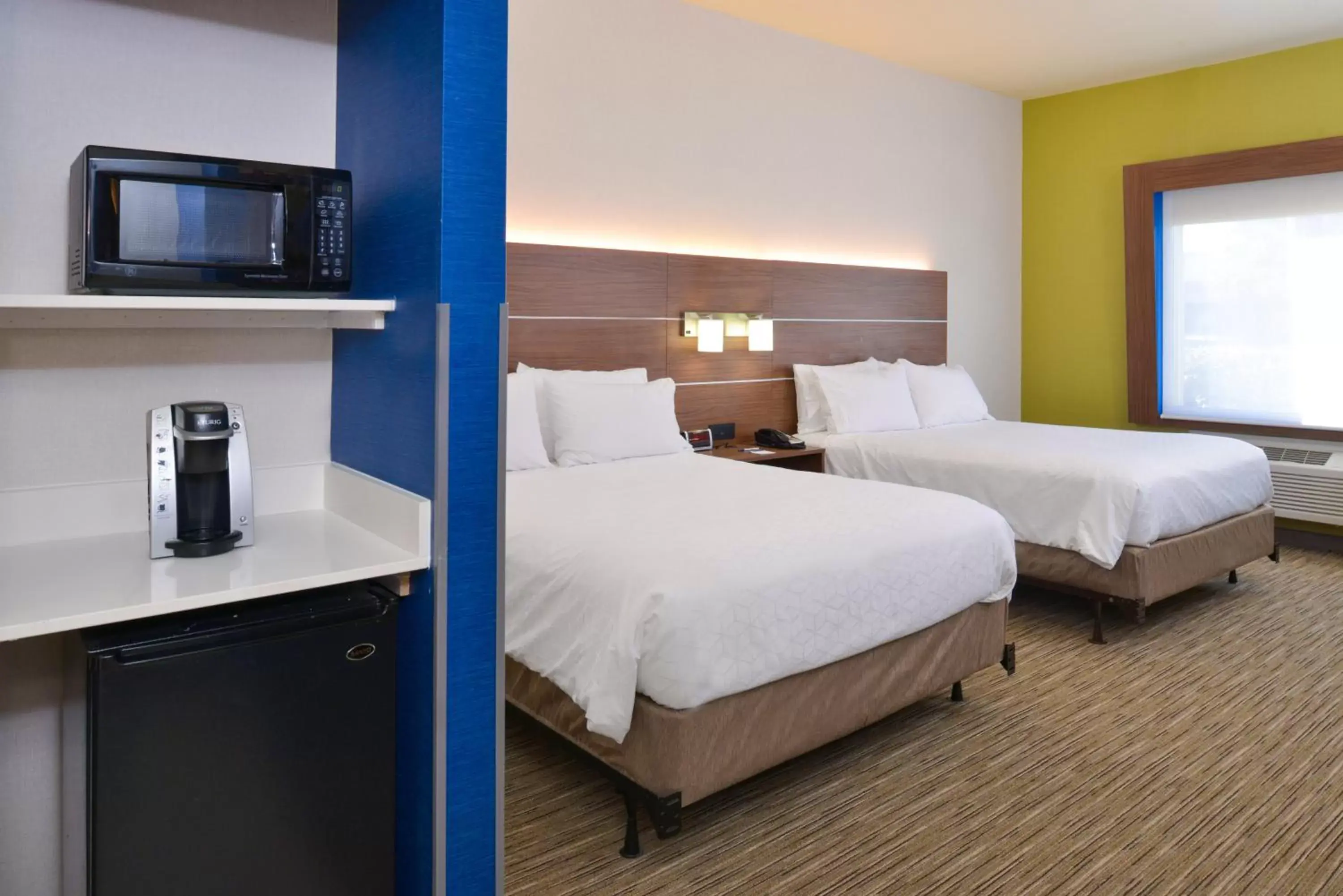 Photo of the whole room, Bed in Holiday Inn Express Hotel & Suites Abilene Mall South, an IHG Hotel