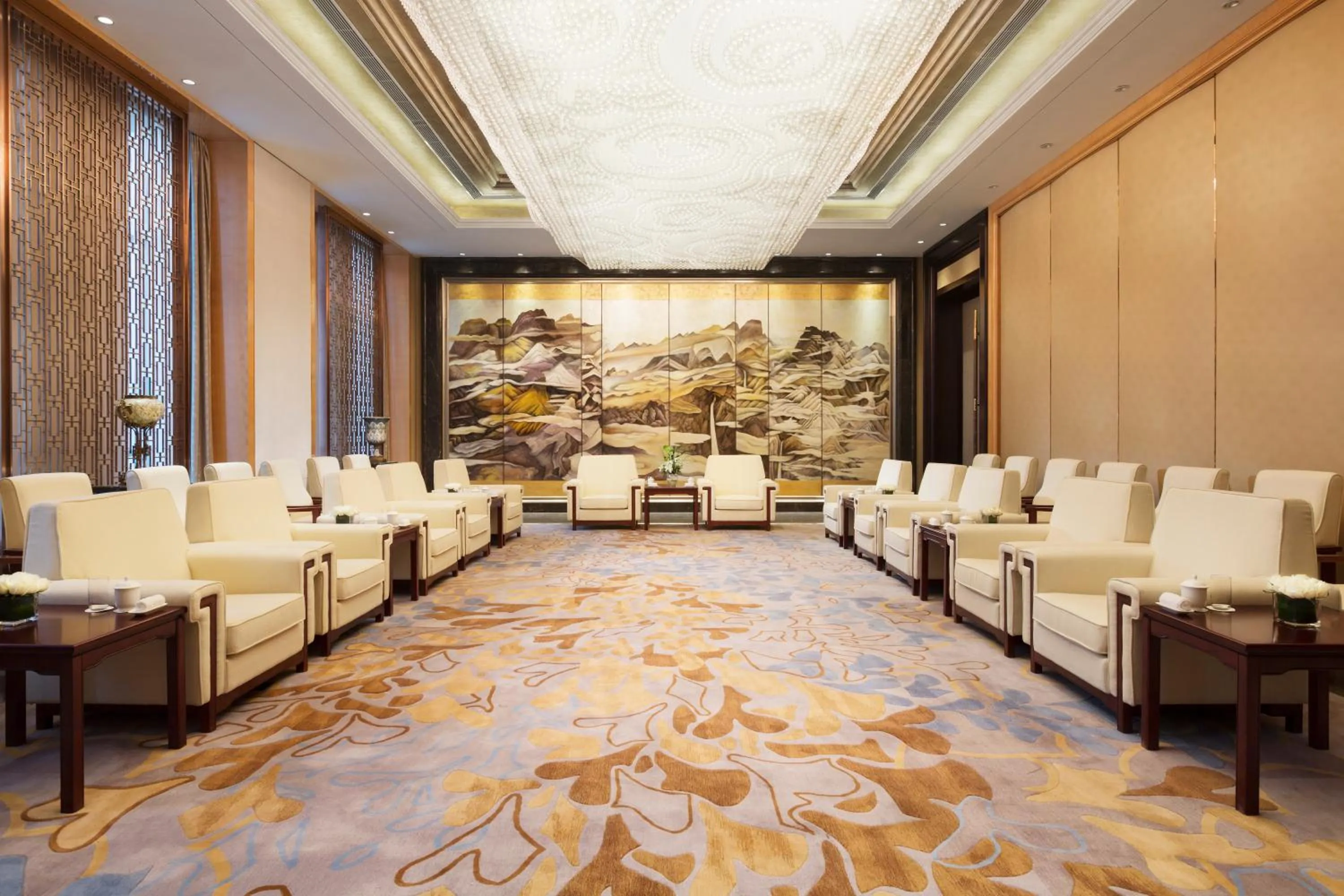 Business facilities in Wanda Realm Harbin Hotel
