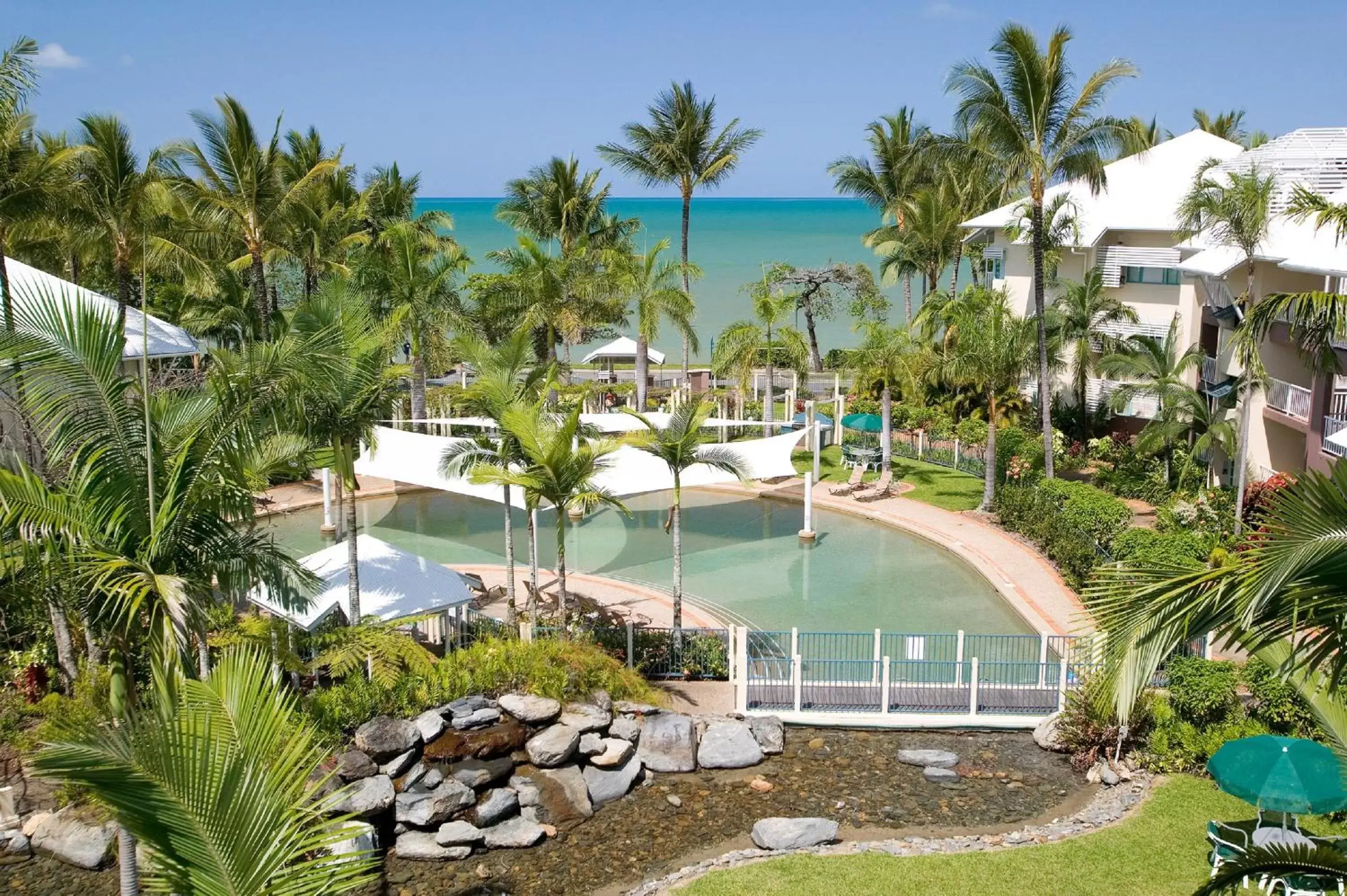 Beach, Pool View in Coral Sands Beachfront Resort