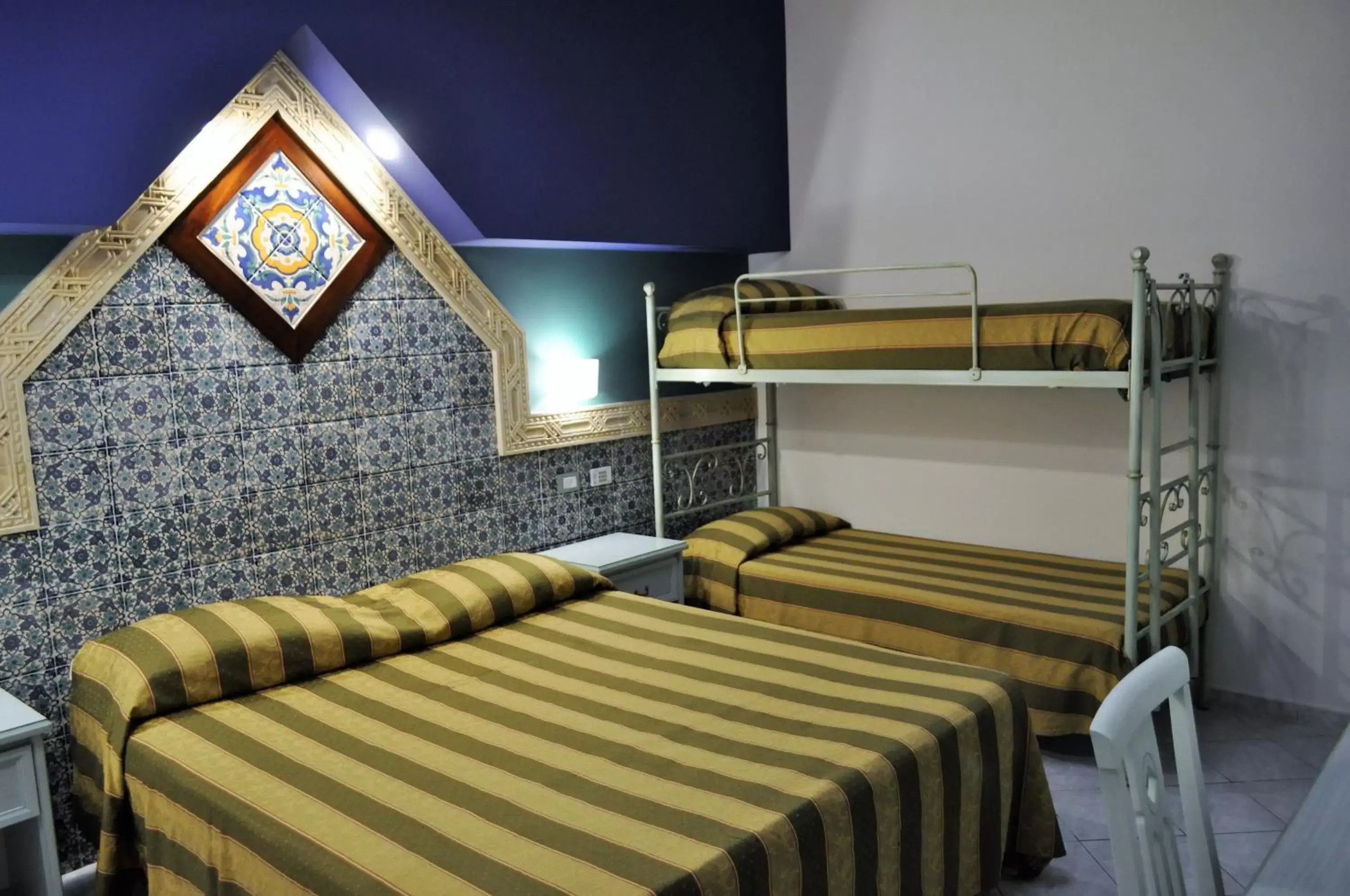 Bedroom in Al-Tair