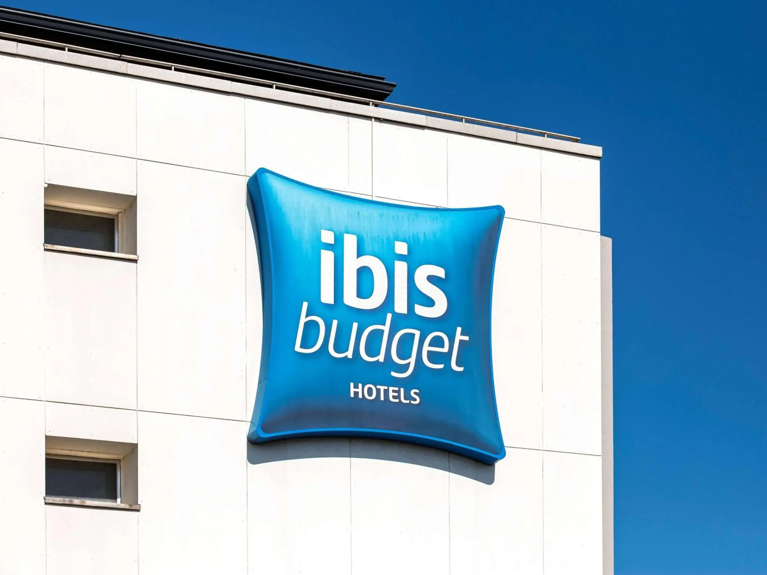 Other, Property Logo/Sign in ibis budget Pau Lescar