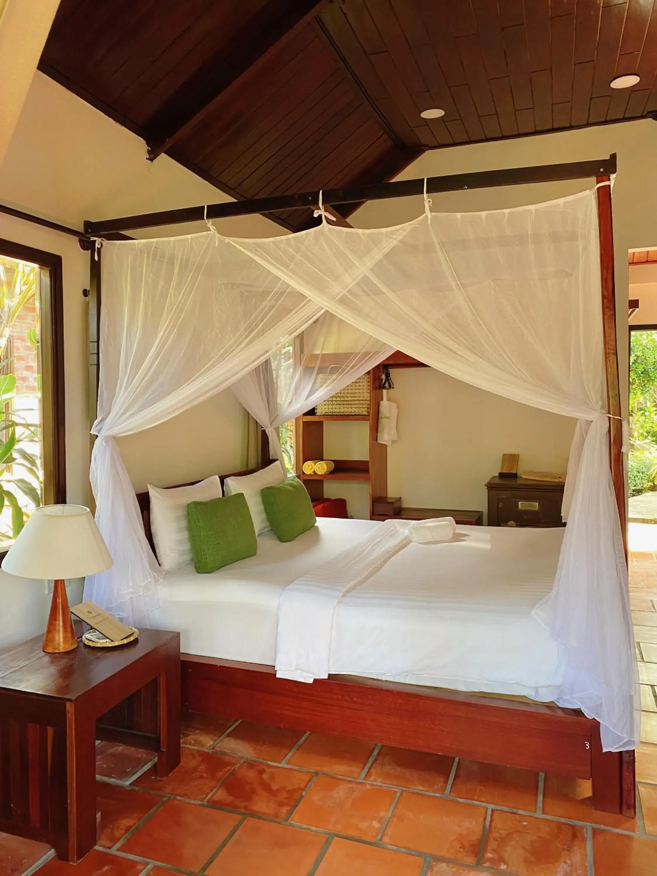 Bedroom, Bed in Thanh Kieu Beach Resort