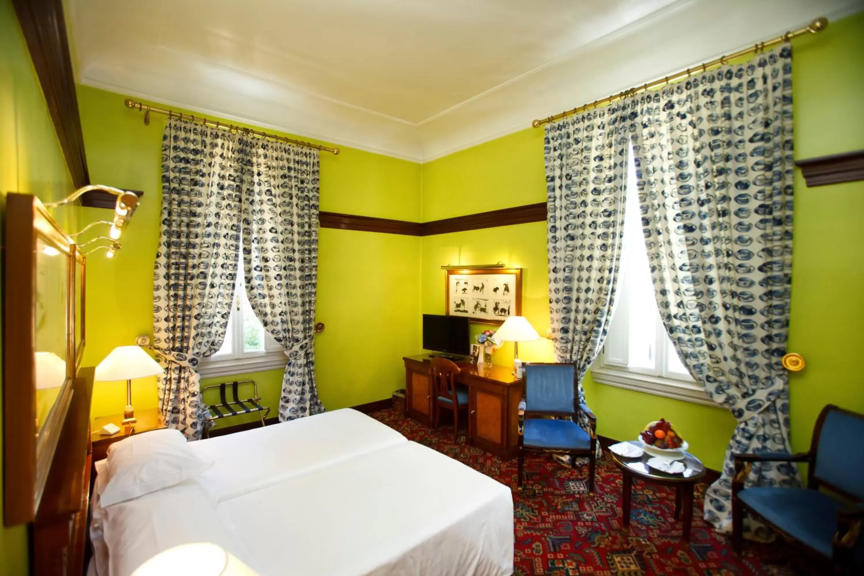 Bedroom in Hotel Albani Firenze
