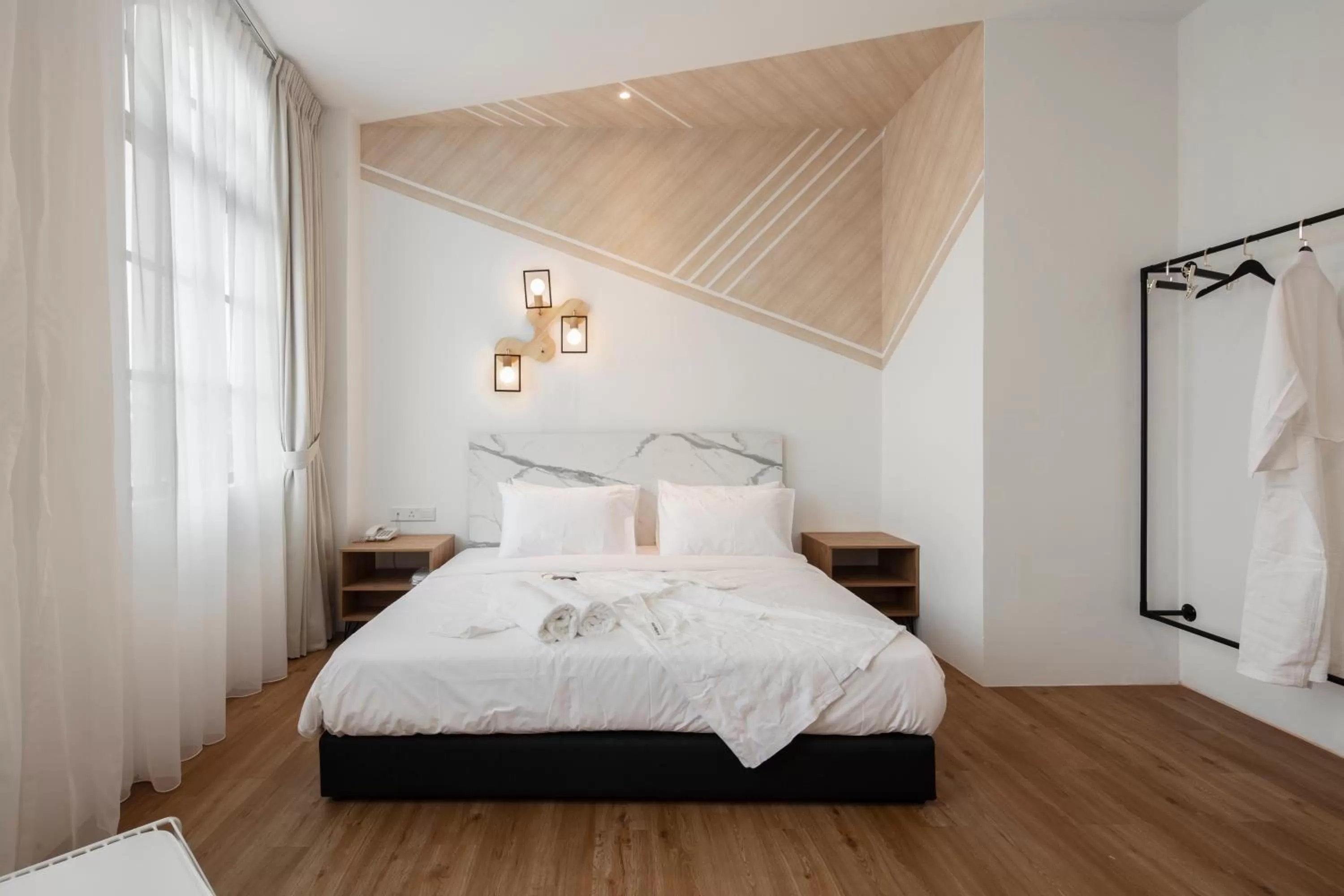 Bed in One Heritage Hotel