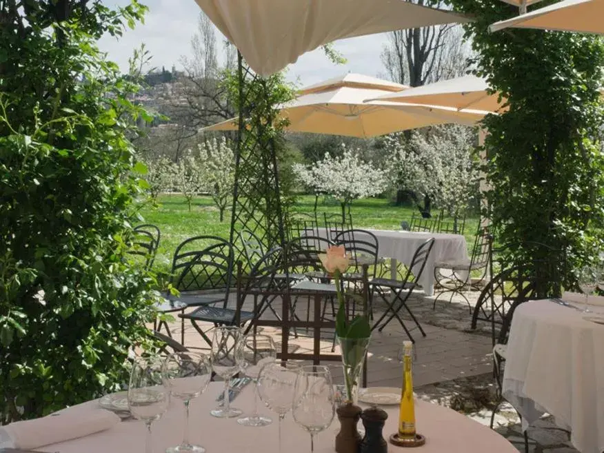 Restaurant/Places to Eat in Hotel-Restaurant Le Moulin De La Camandoule