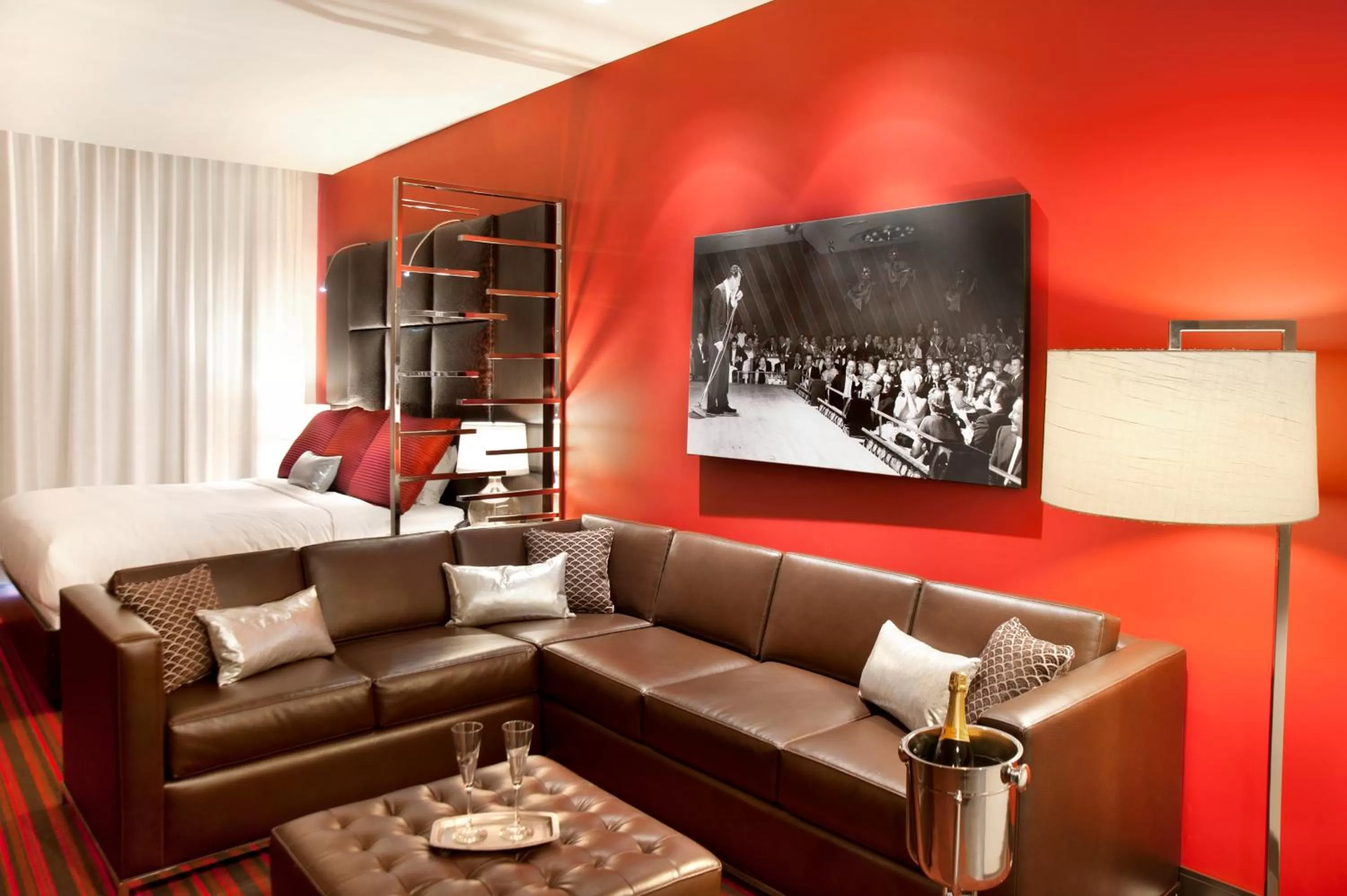 Bed in Golden Gate Casino Hotel