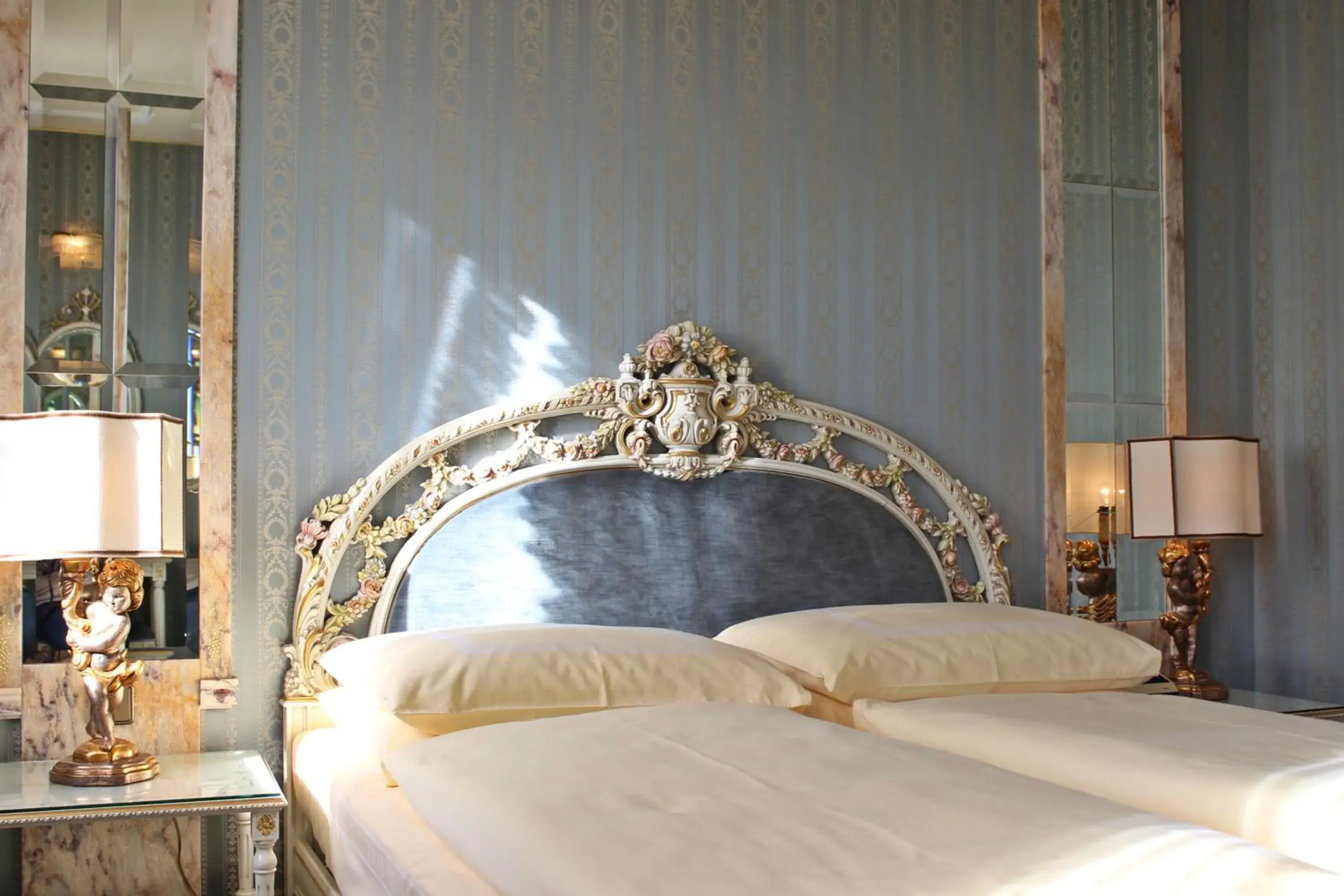 Bedroom, Bed in Hotel Palais Porcia