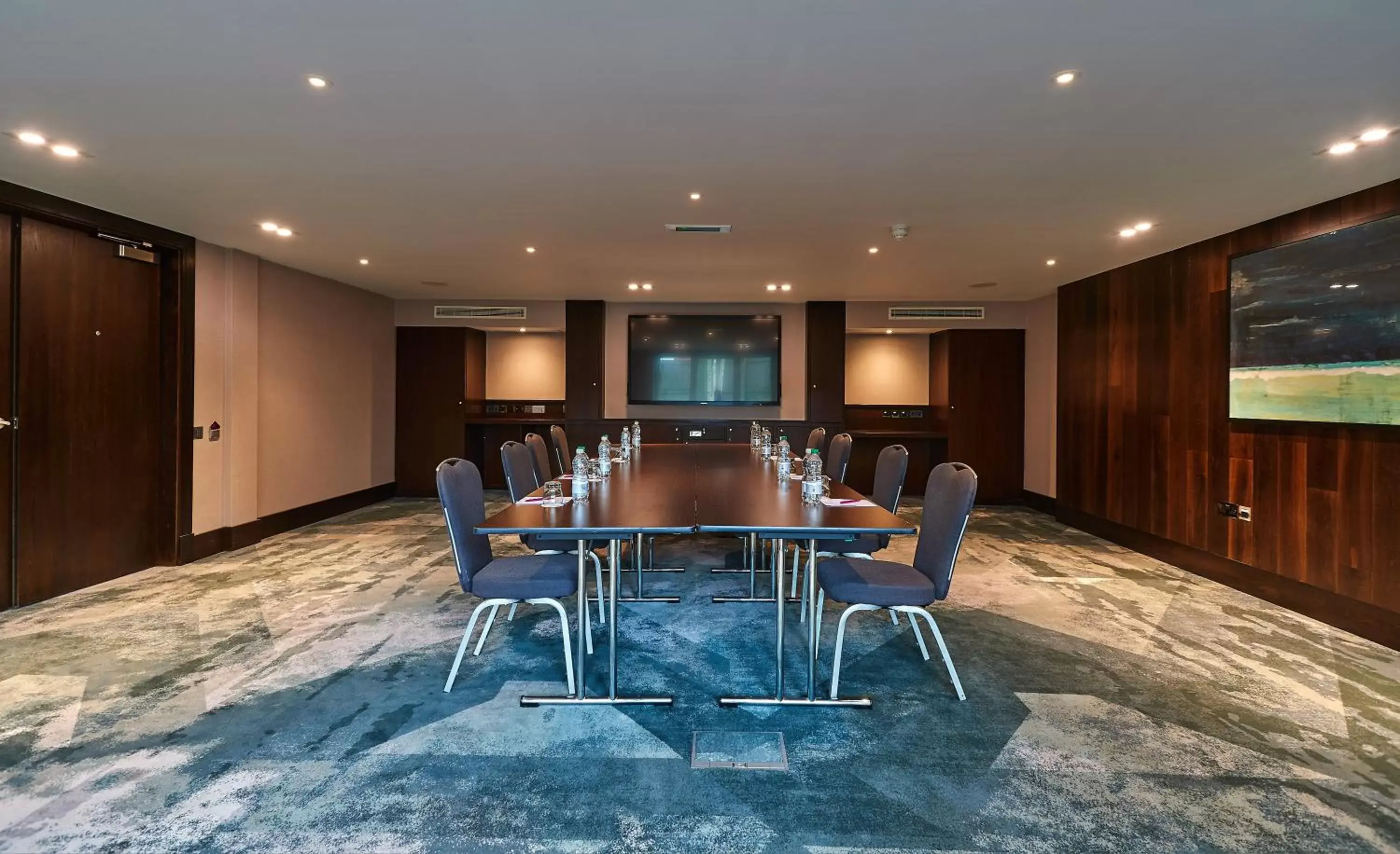 Meeting/conference room in Crowne Plaza Marlow, an IHG Hotel