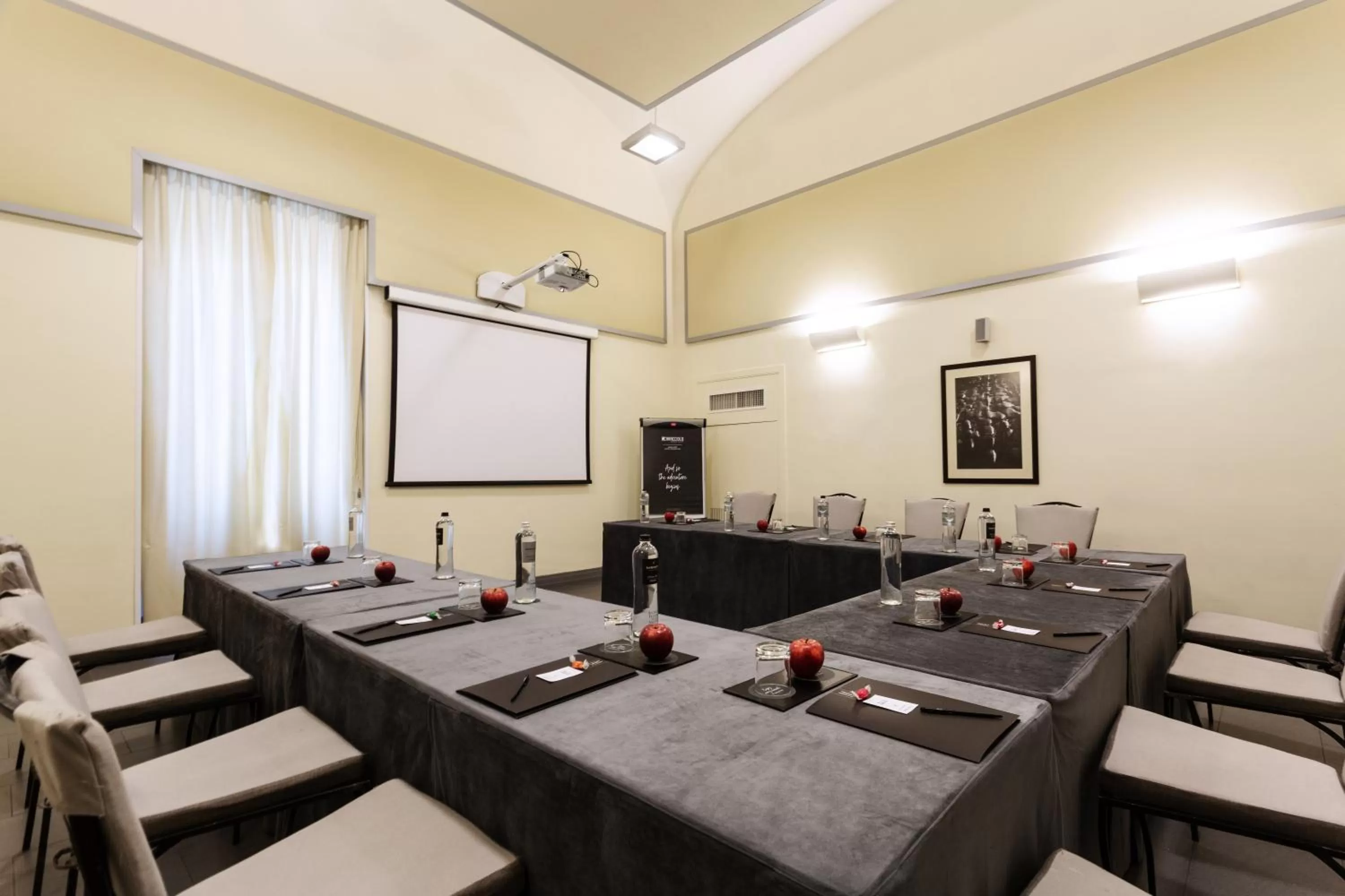 Meeting/conference room in Palazzo Caracciolo Naples