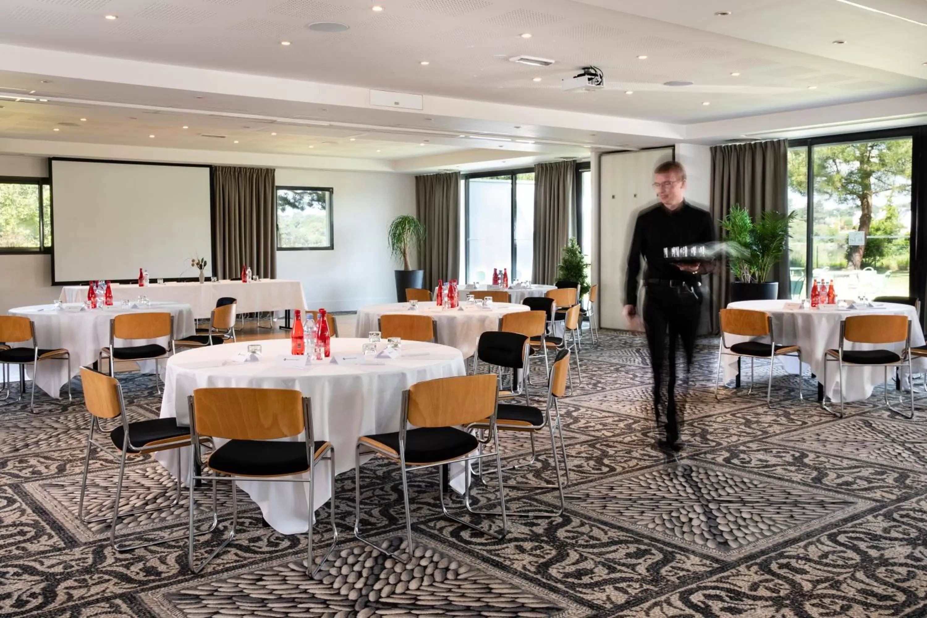 Banquet/Function facilities in Best Western Plus Hotel les Rives du Ter