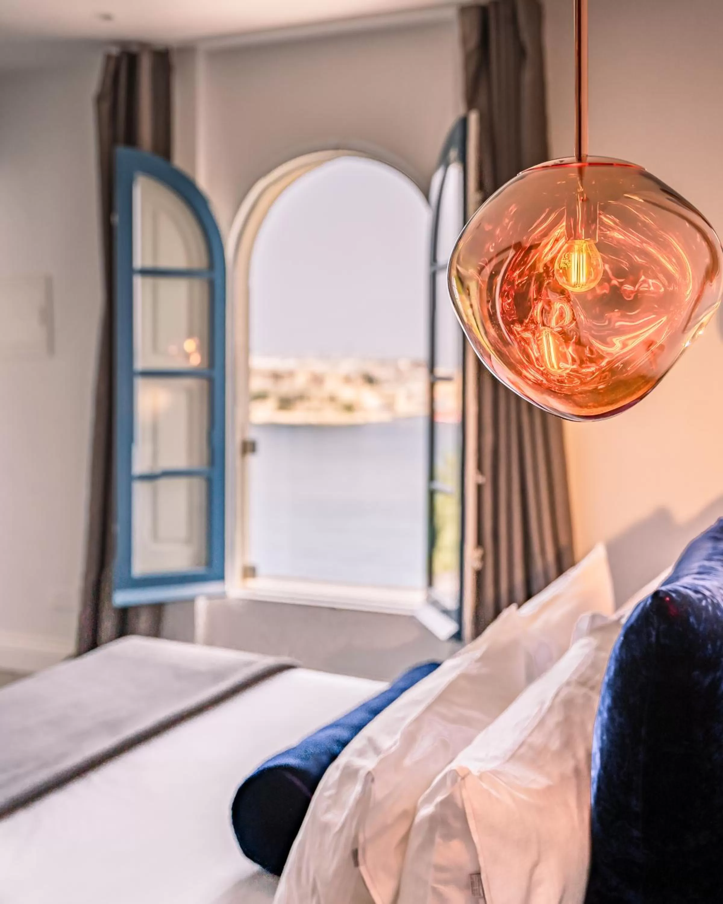 View (from property/room), Bed in Iniala Harbour House