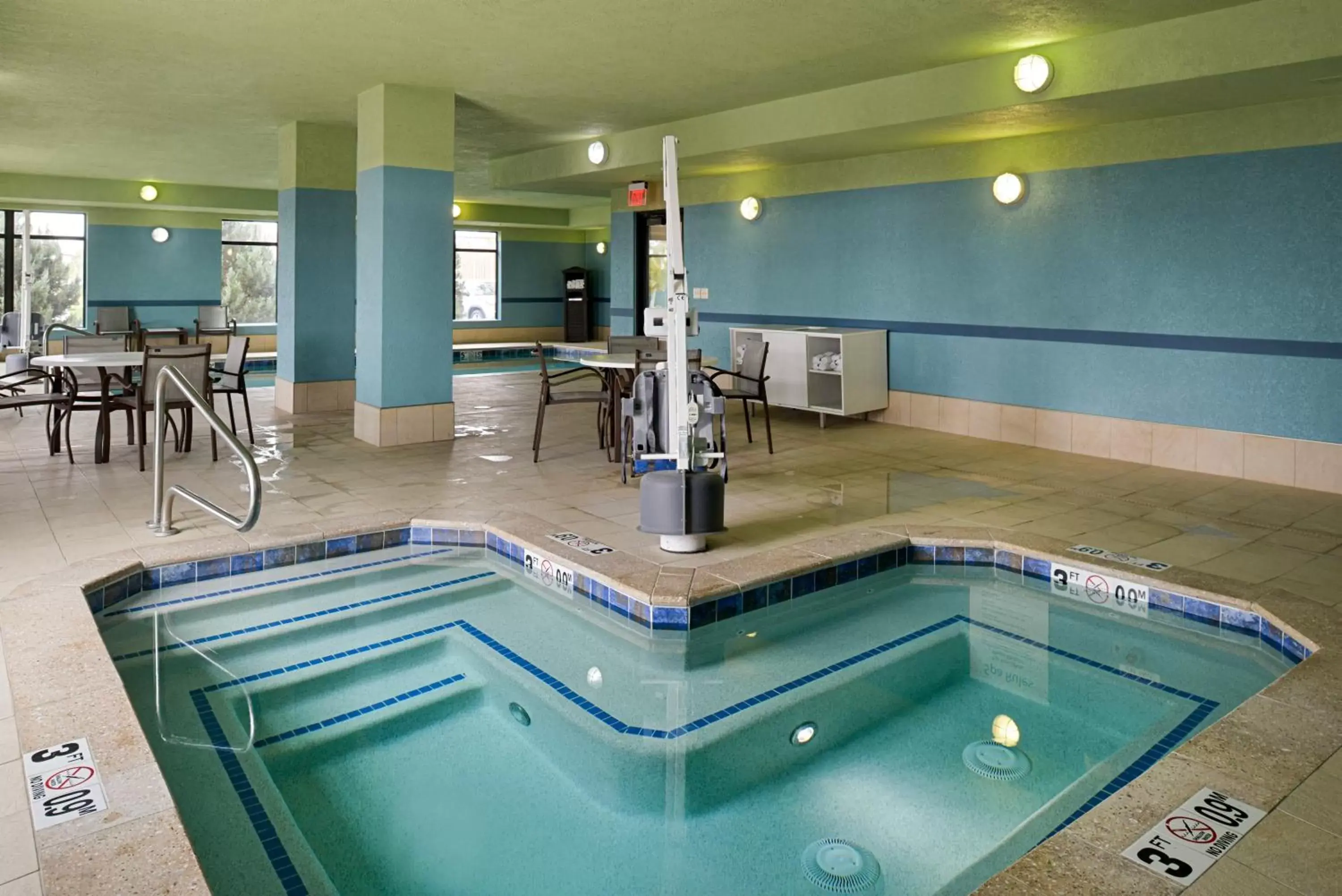 Spa and wellness centre/facilities, Swimming Pool in Holiday Inn Express & Suites Pueblo, an IHG Hotel