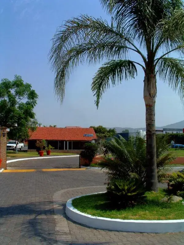 Facade/entrance, Garden in Hotel Paraiso