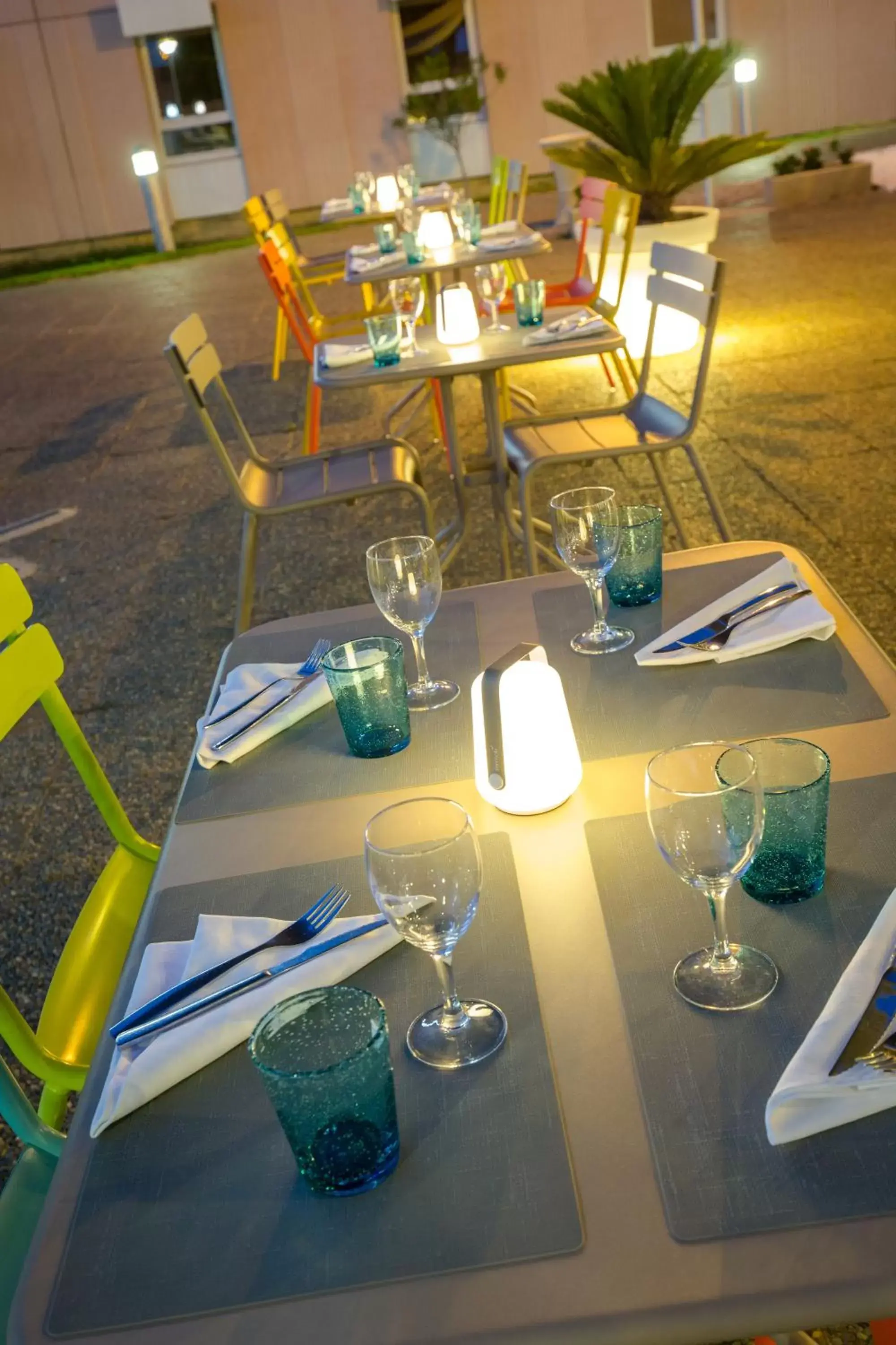 Decorative detail, Restaurant/Places to Eat in Novotel Perpignan Nord Rivesaltes