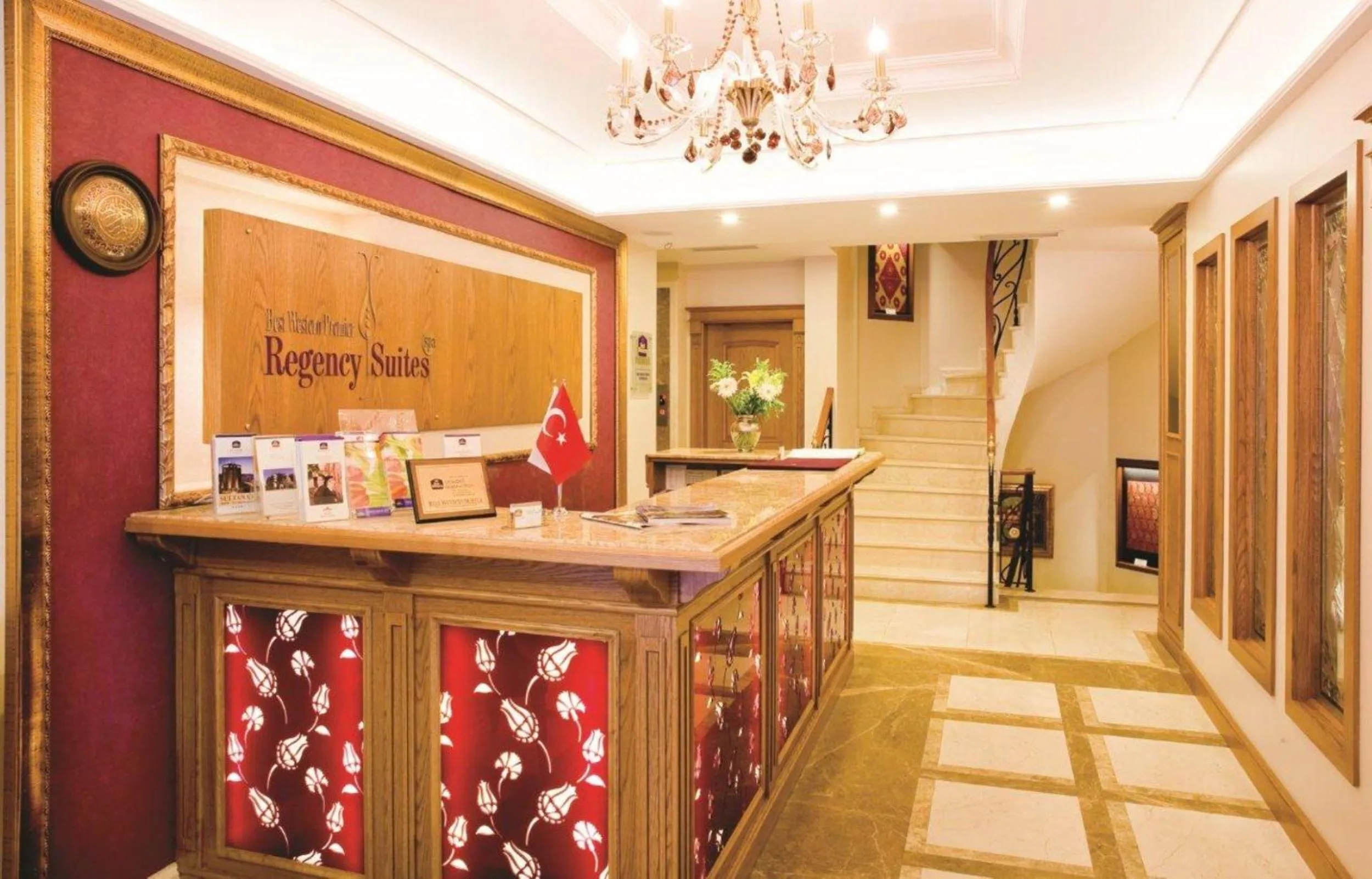 Lobby or reception in GLK PREMIER Regency Suites & Spa