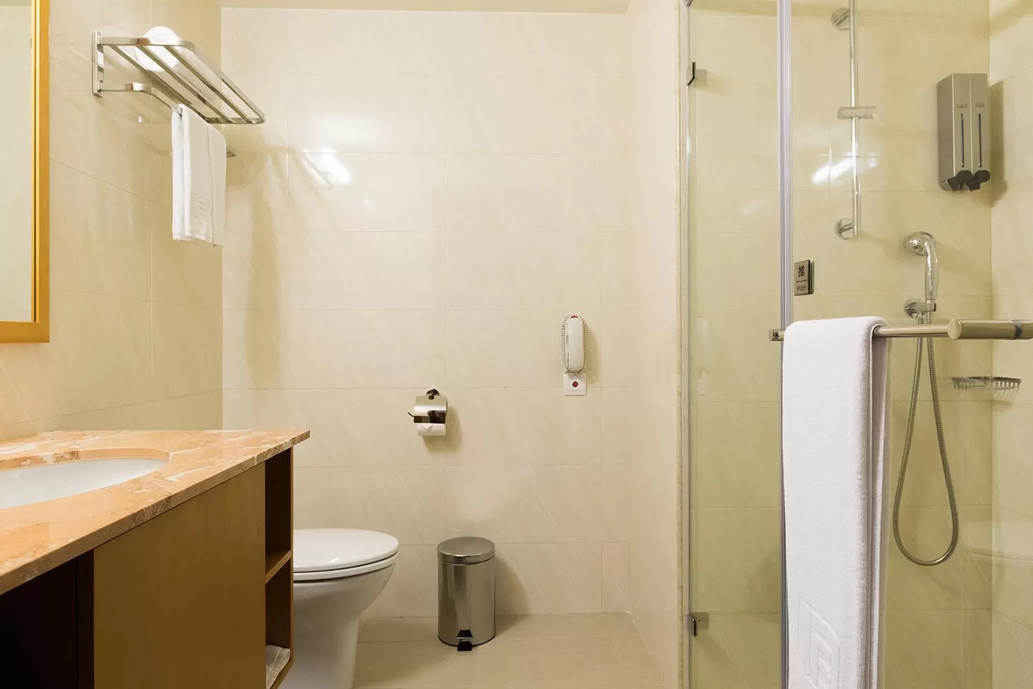 Bathroom in Fushin Hotel Taipei