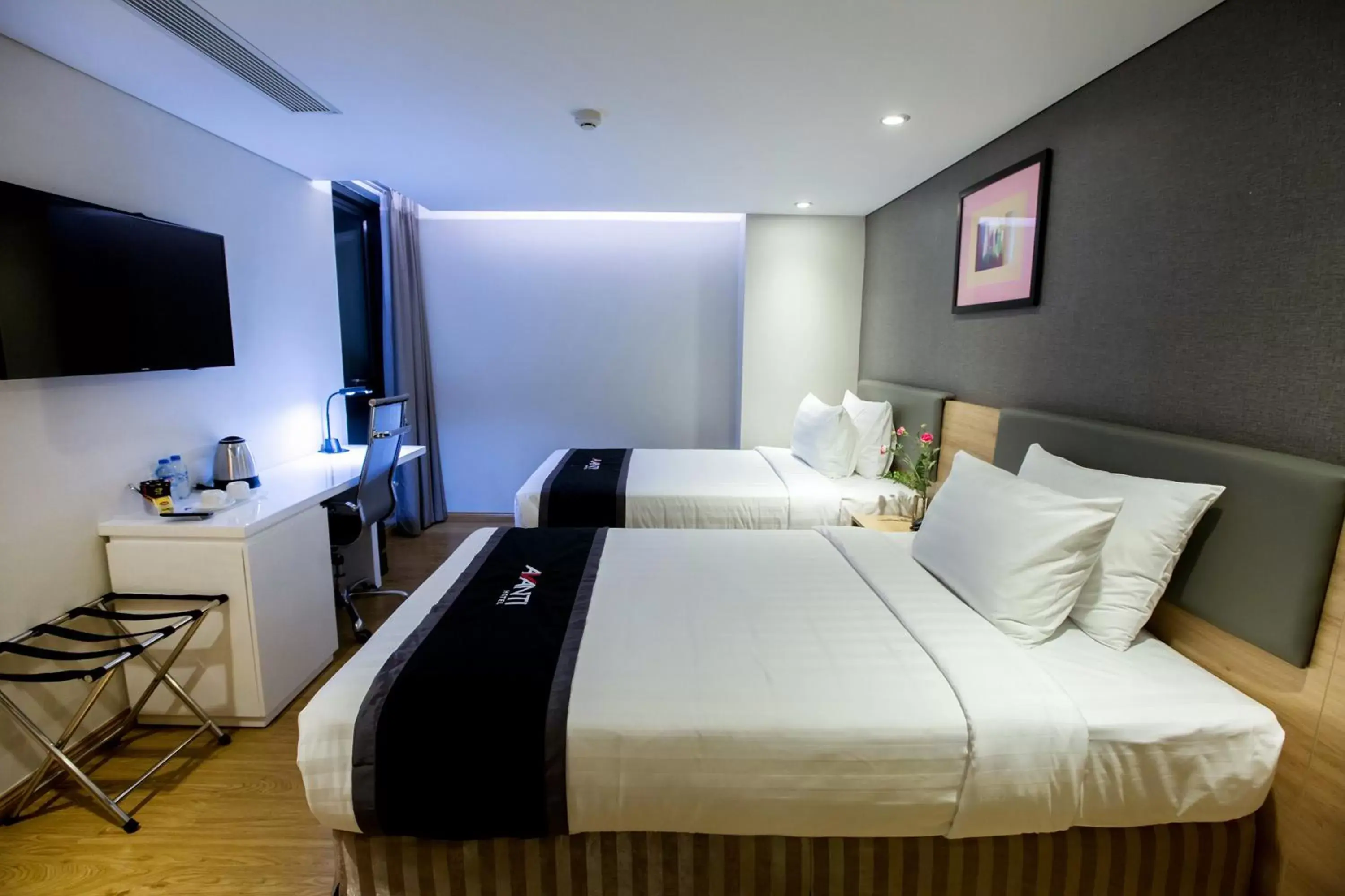 Superior Twin Room - single occupancy in Avanti Hotel Superior Twin Room - single occupancy in Avanti Hotel