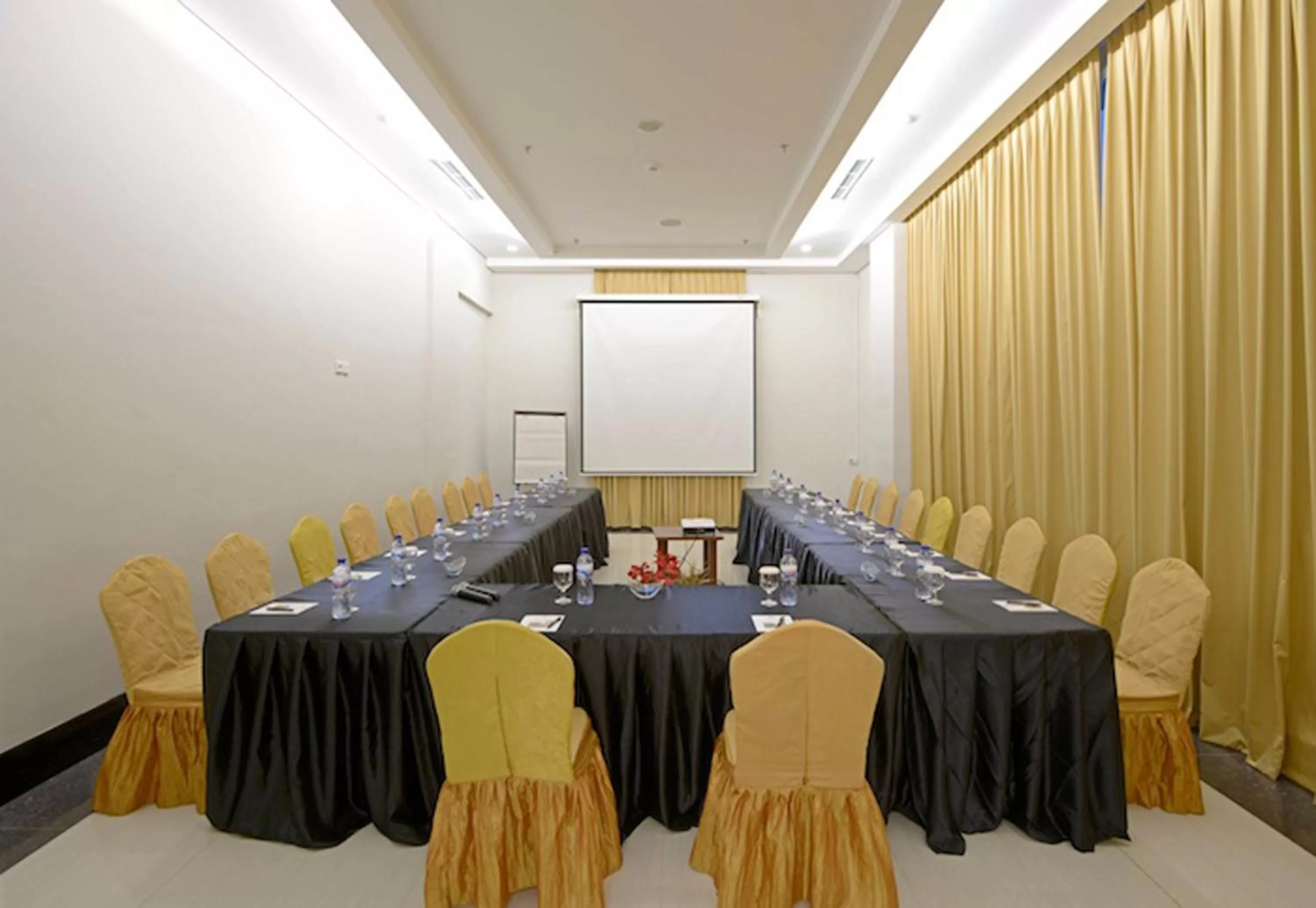 Banquet/Function facilities in The Sahira Hotel Syariah