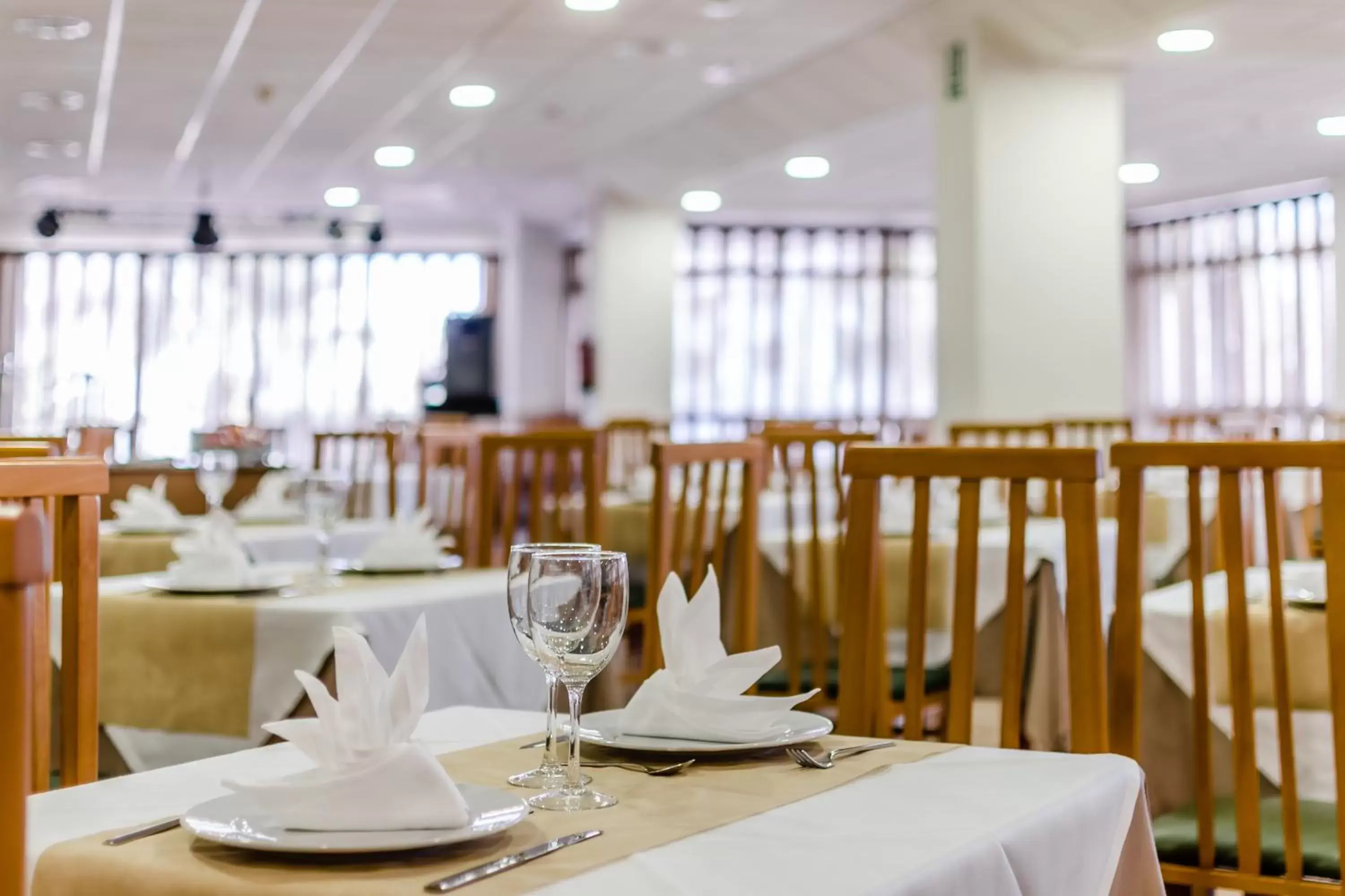 Restaurant/Places to Eat in Hotel Gran Playa