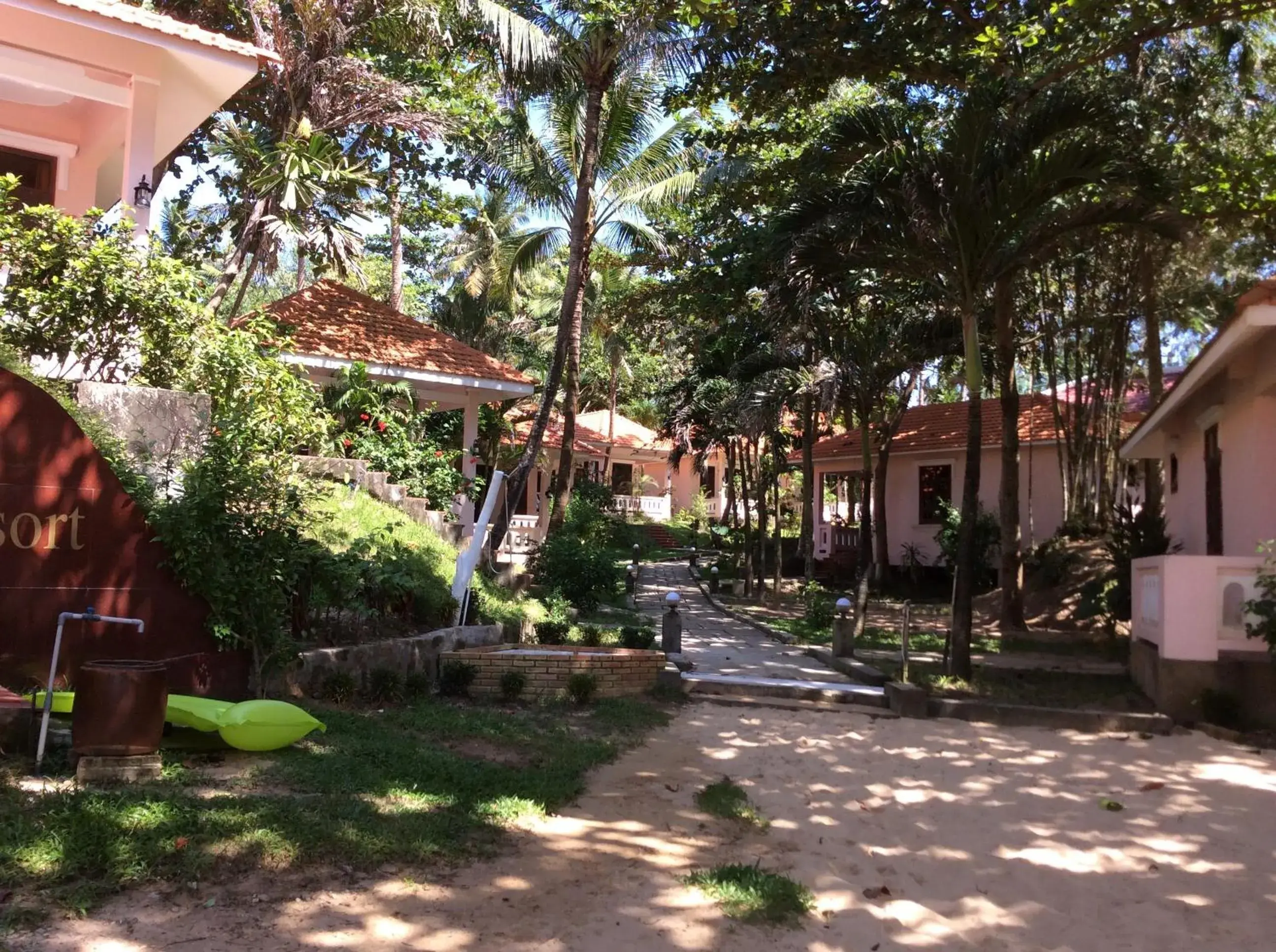 Garden, Property Building in Hiep Thanh Resort