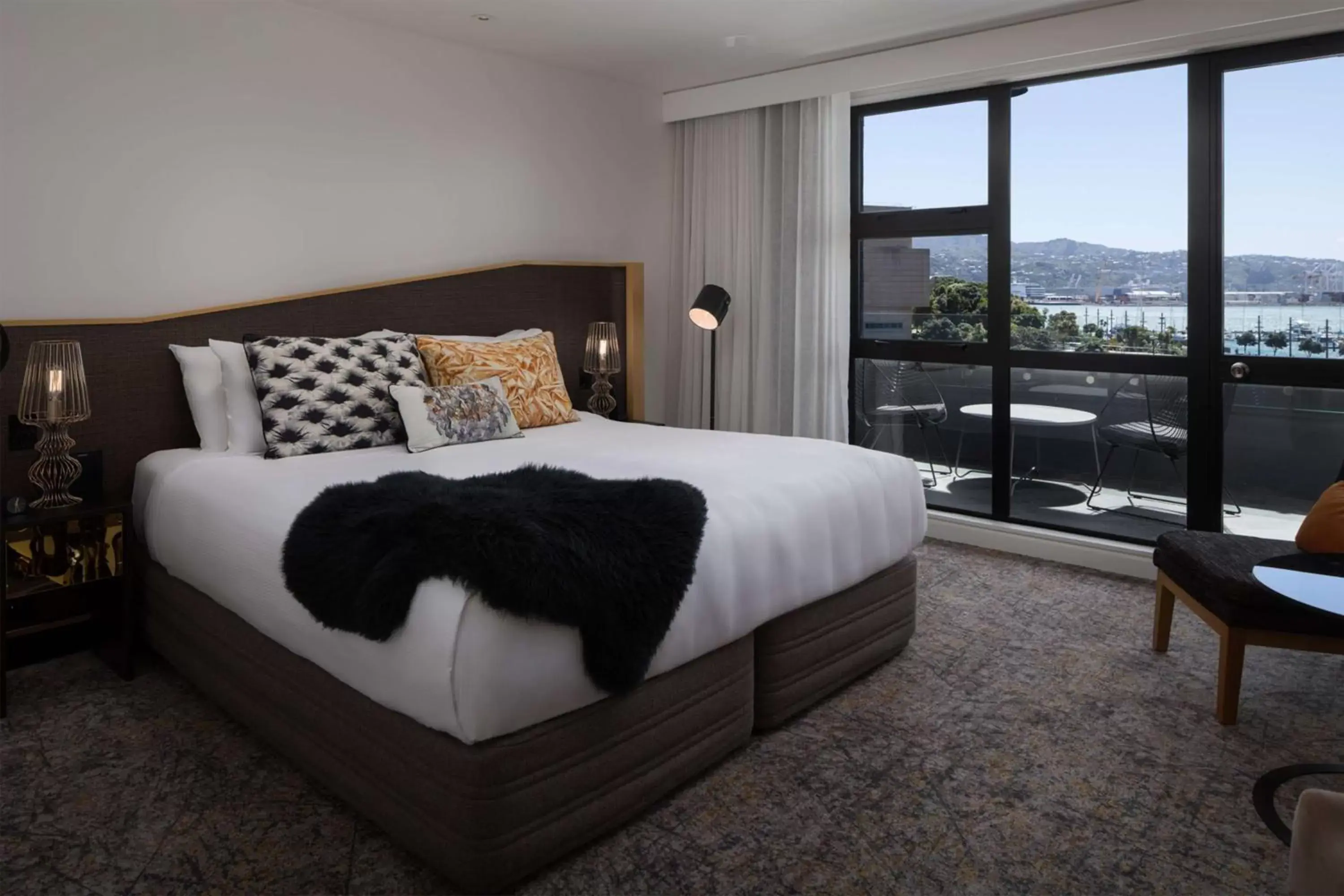 Bedroom, Bed in QT Wellington