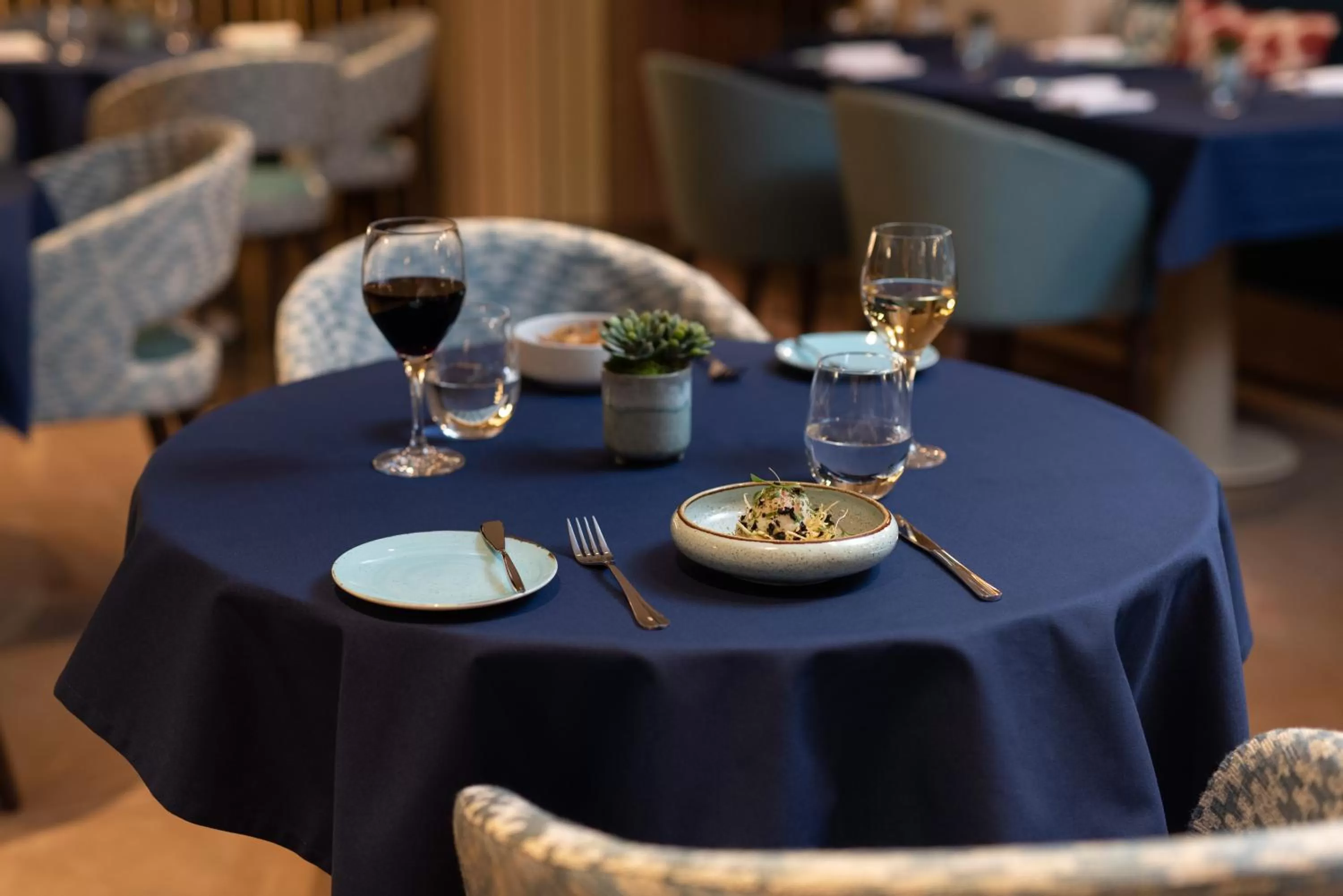 Restaurant/places to eat in Eurostars Aliados