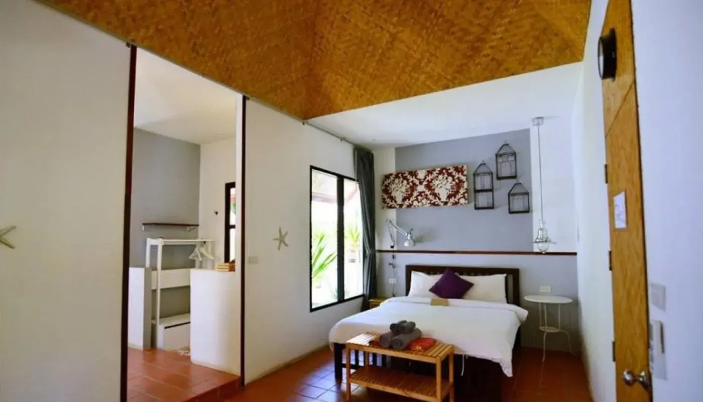 Bedroom, Bed in Koh Munnork Private Island