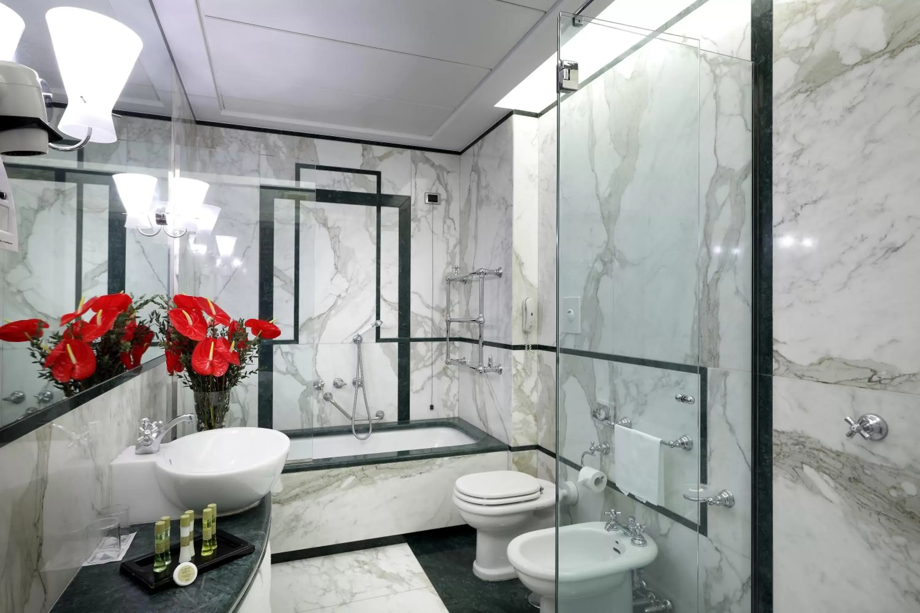 Shower, Bathroom in Eurostars Hotel Excelsior