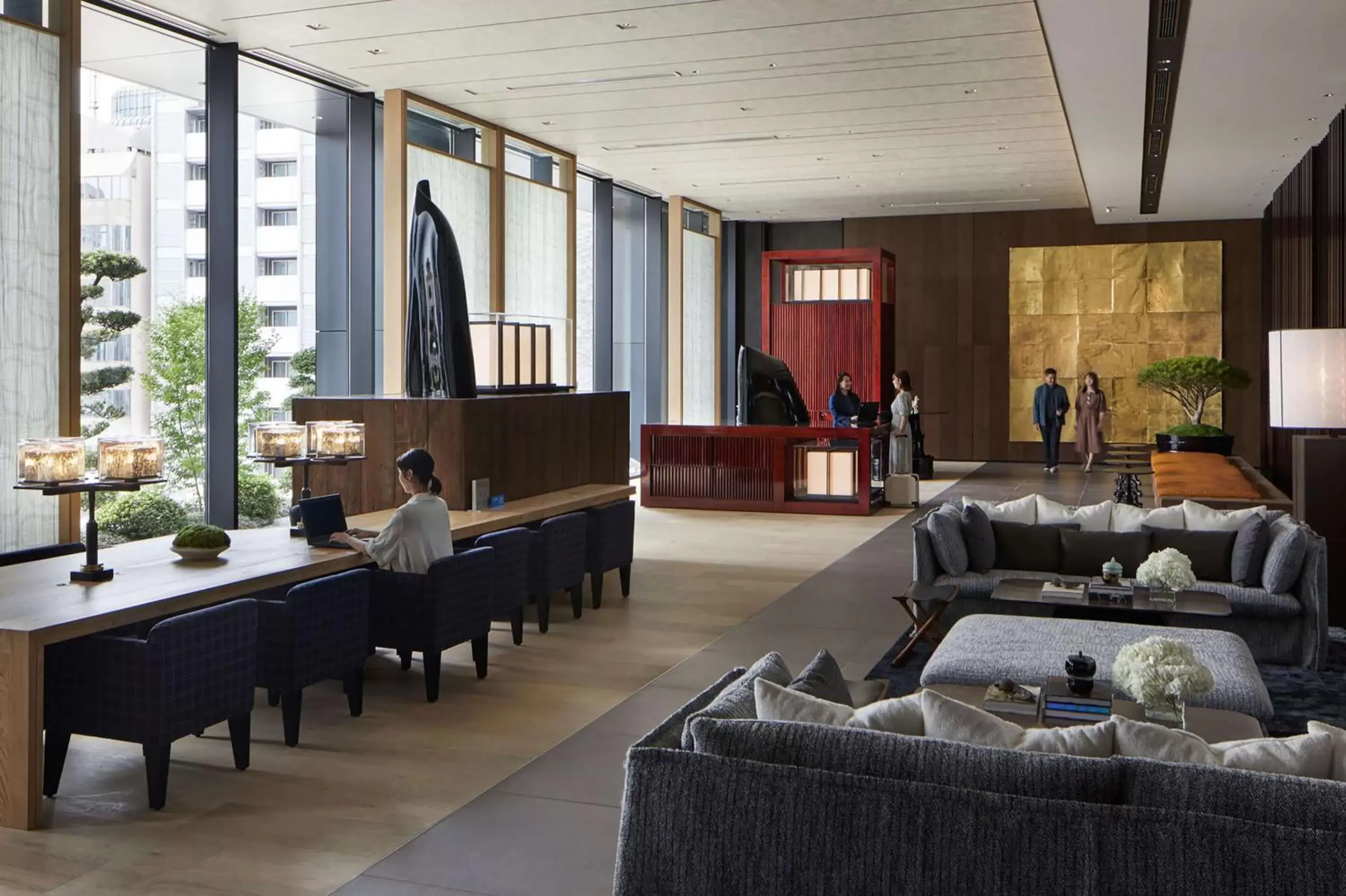 Lounge or bar in Hyatt Centric Kanazawa