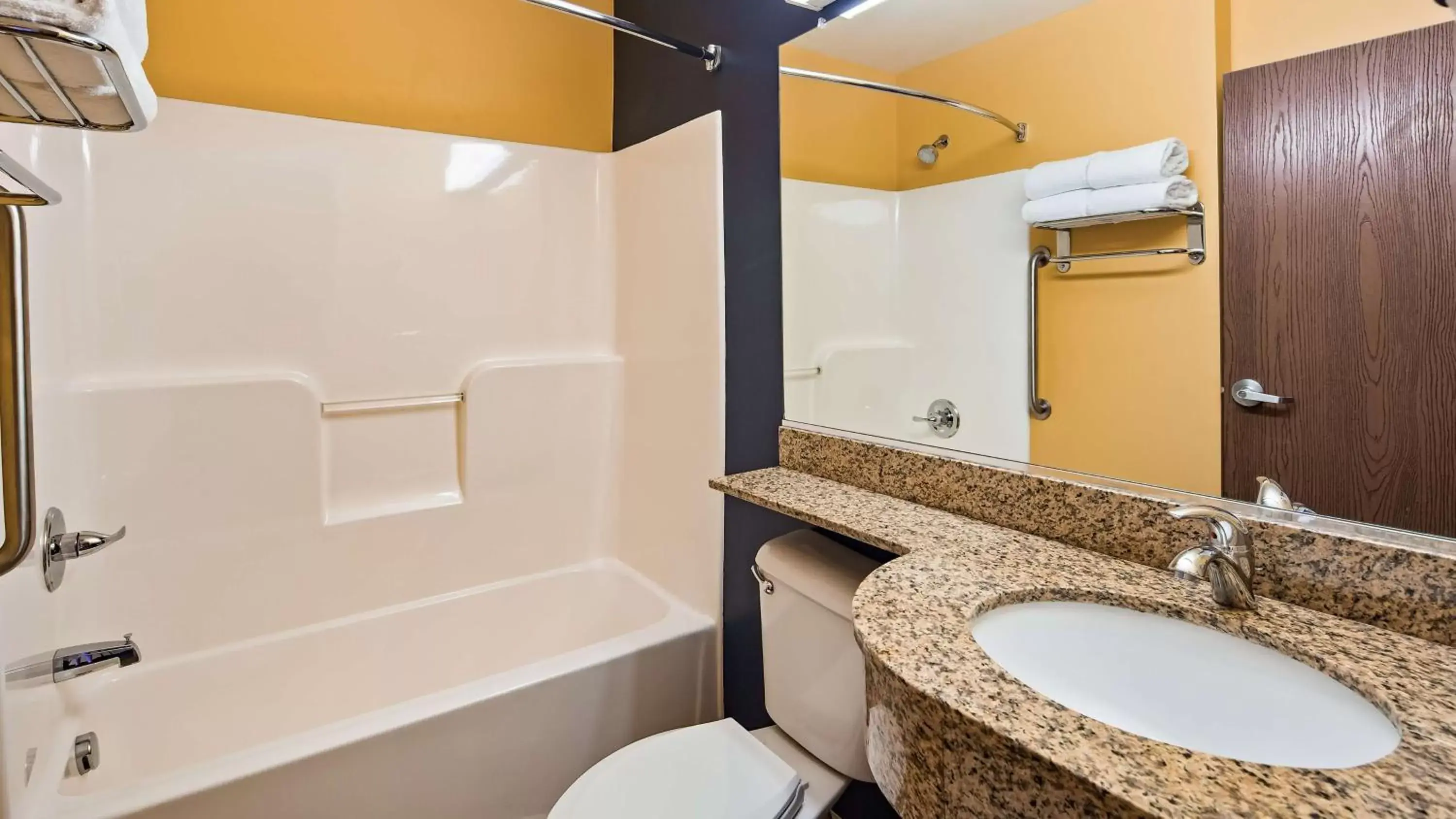 Bathroom in SureStay Plus Hotel by Best Western Keyser