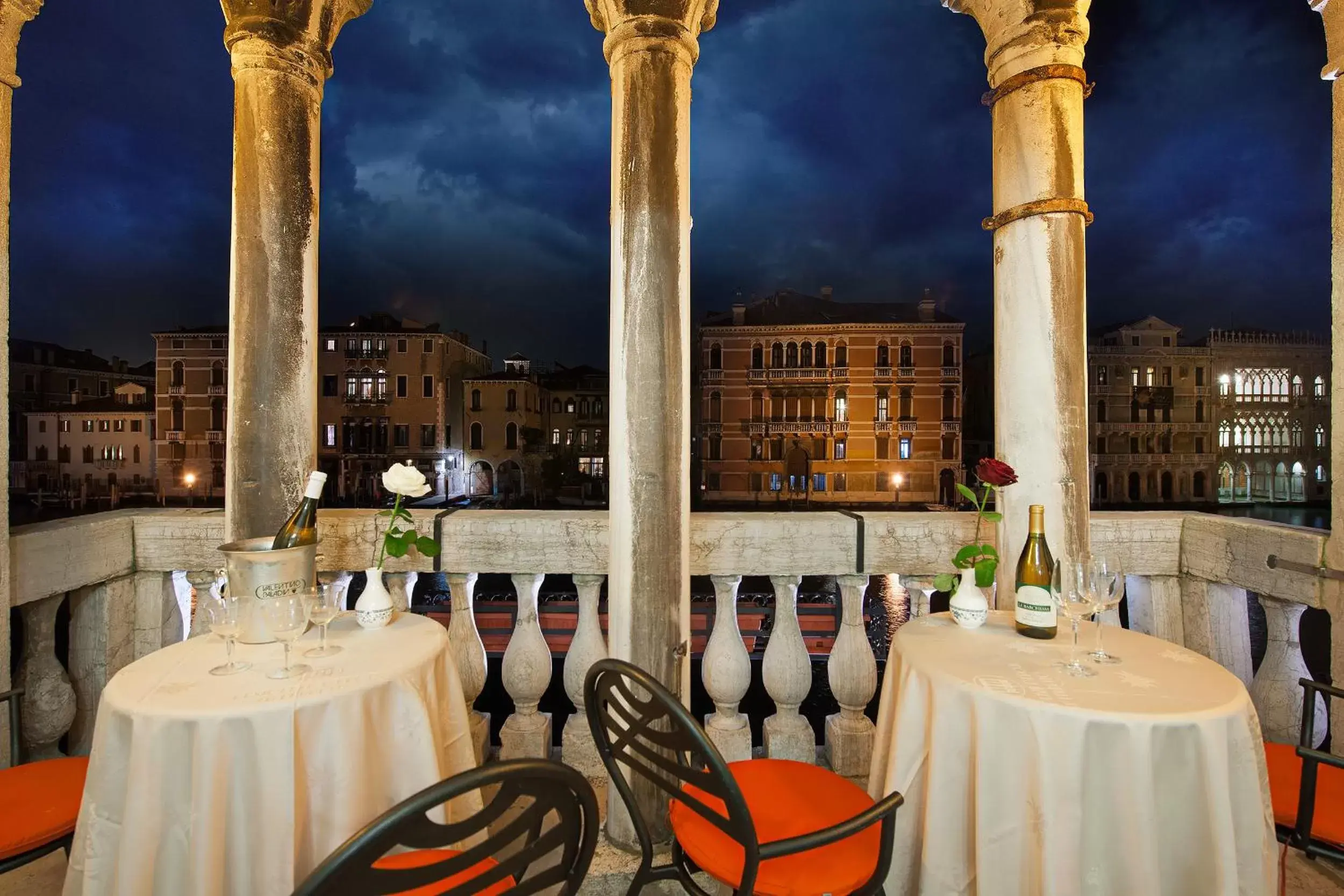 Balcony/Terrace, Restaurant/Places to Eat in Residenza d'Epoca San Cassiano