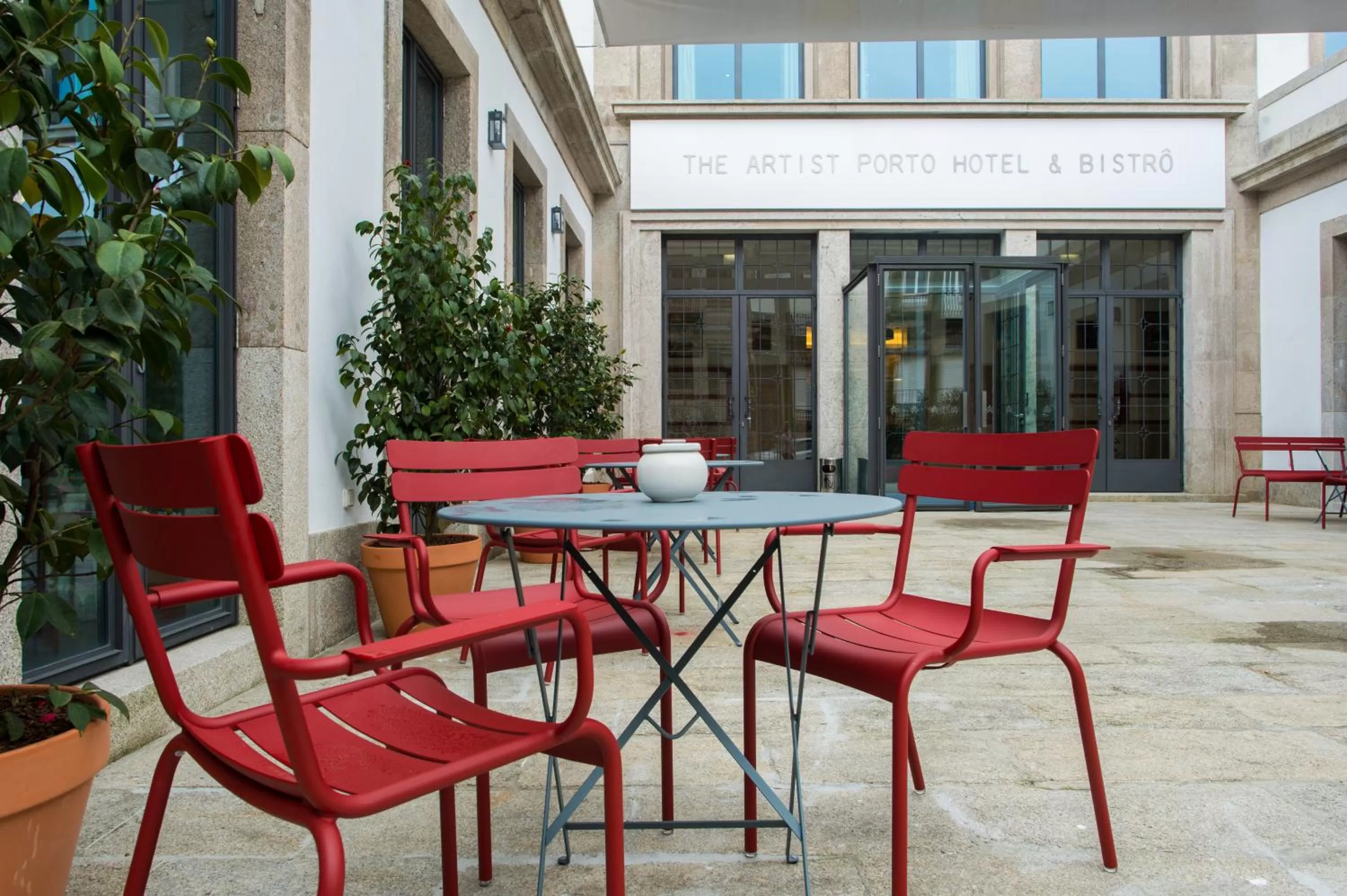 Property building in The Editory Artist Baixa Porto Hotel