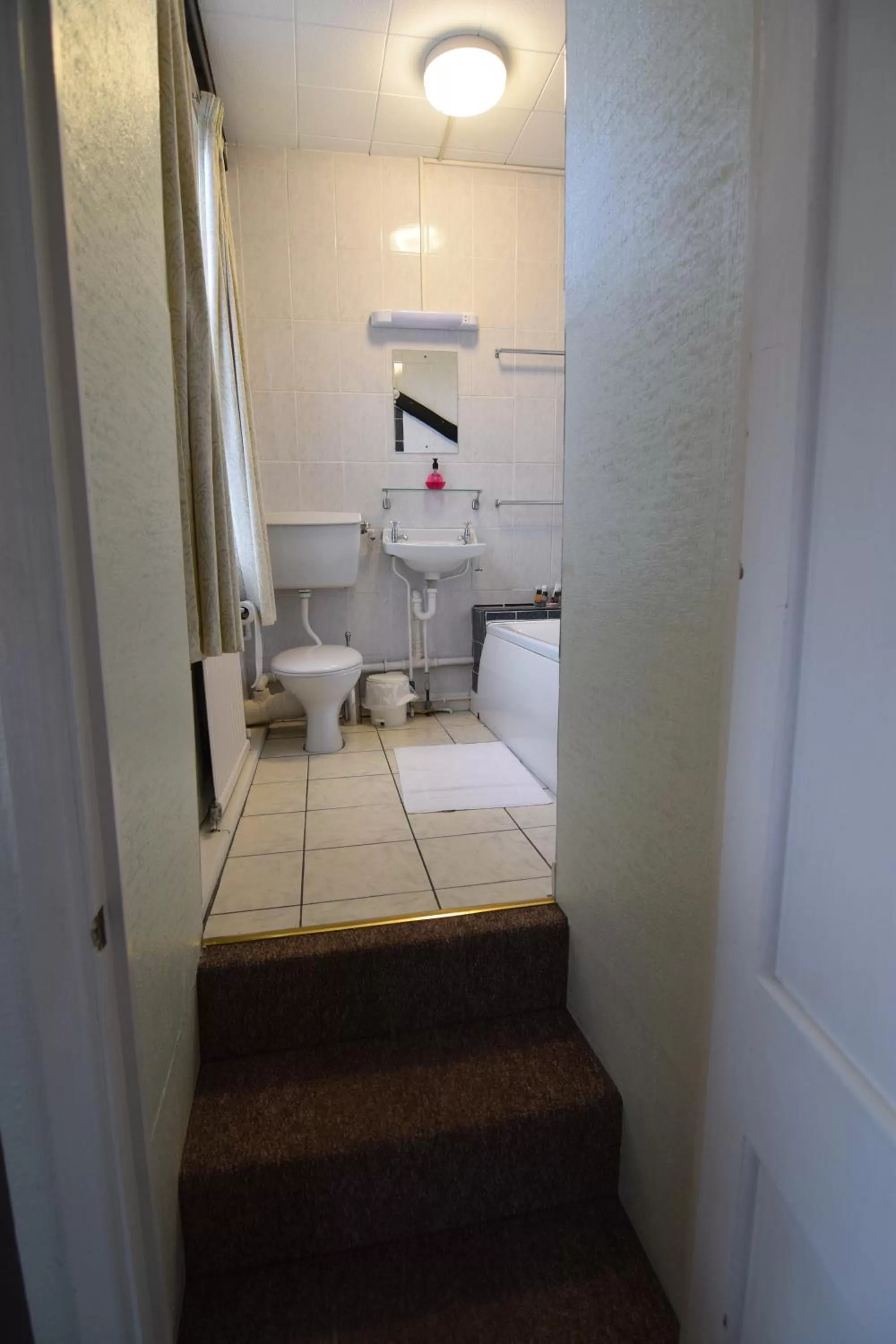 Bathroom in Castle Lodge