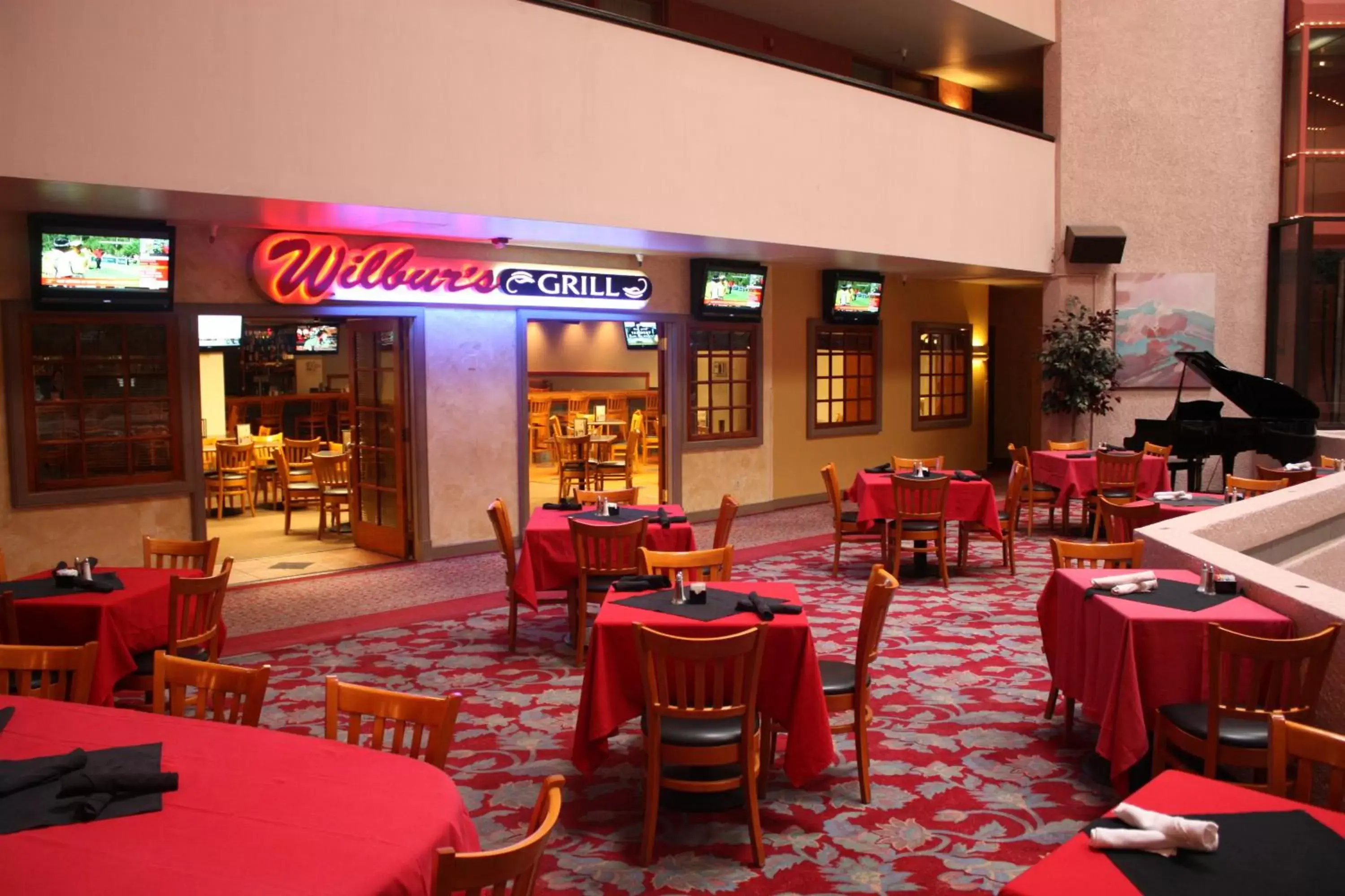 Restaurant/Places to Eat in Ramada by Wyndham Viscount Suites Tucson East