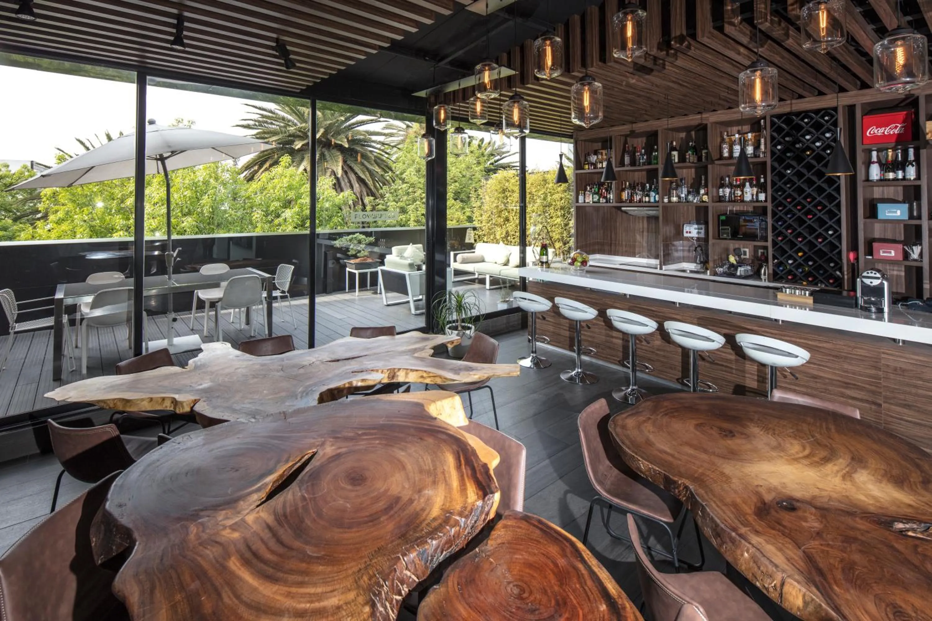 Flow Condesa - Adults Only