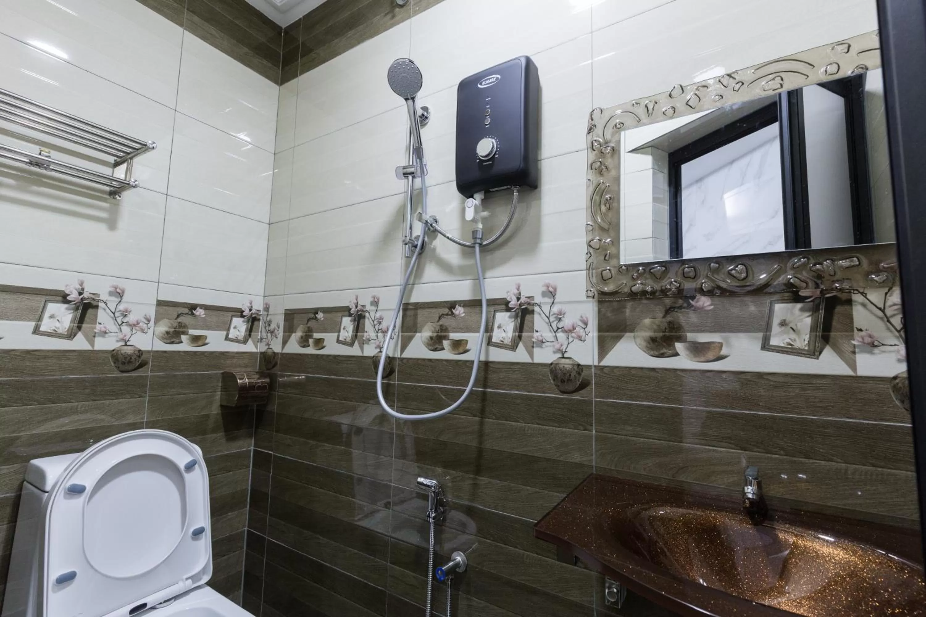 Shower in Lee Luxury Home USM Penang