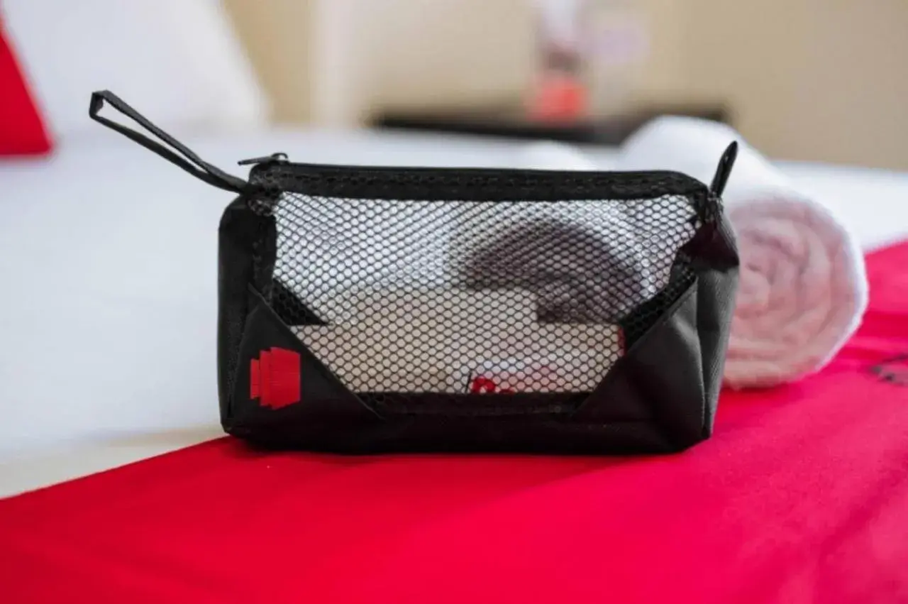 Family Room in RedDoorz @ Camaman-An Cagayan De Oro City Family Room in RedDoorz @ Camaman-An Cagayan De Oro City