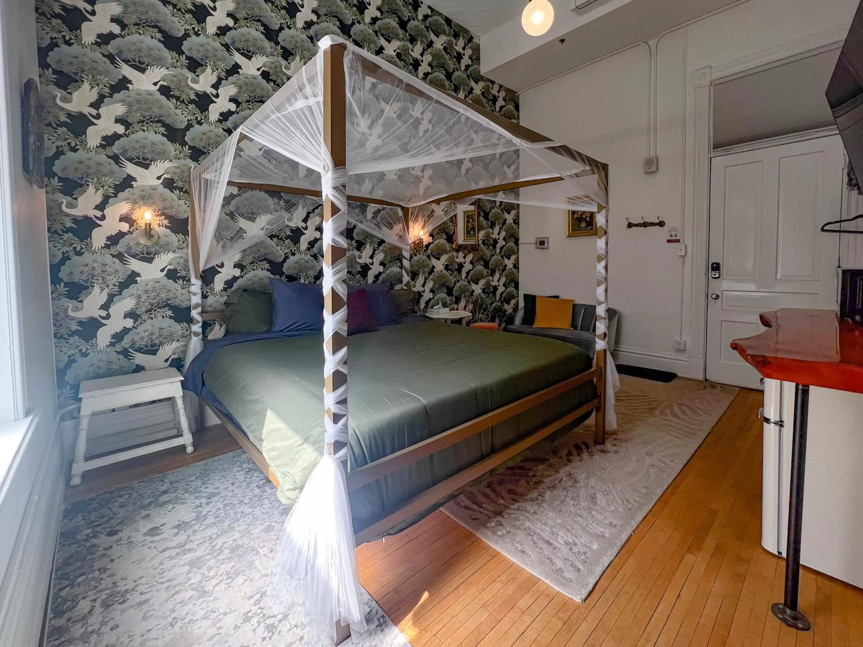 Bed in The Oliver Inn