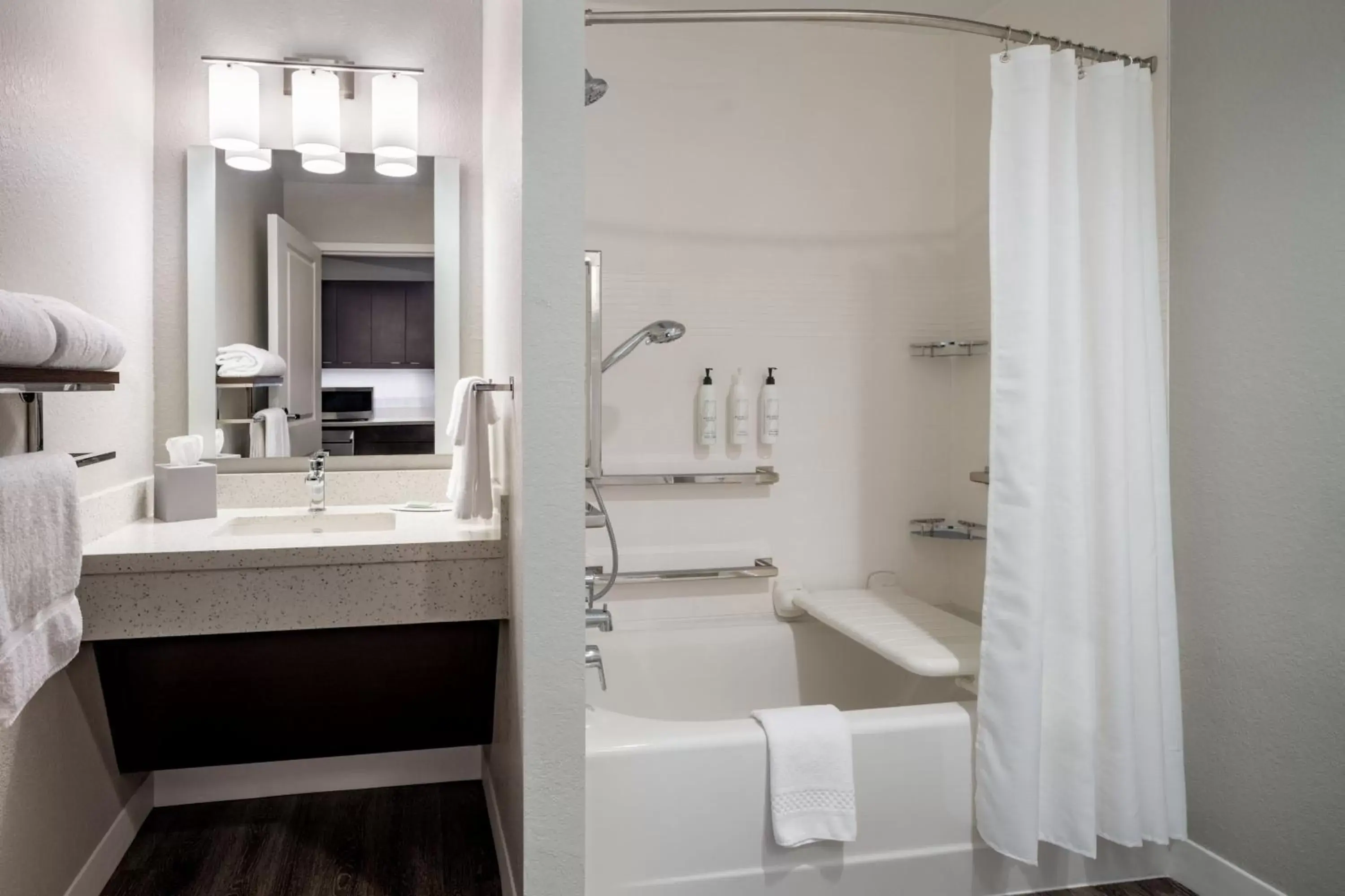 Bathroom in TownePlace Suites By Marriott Venice